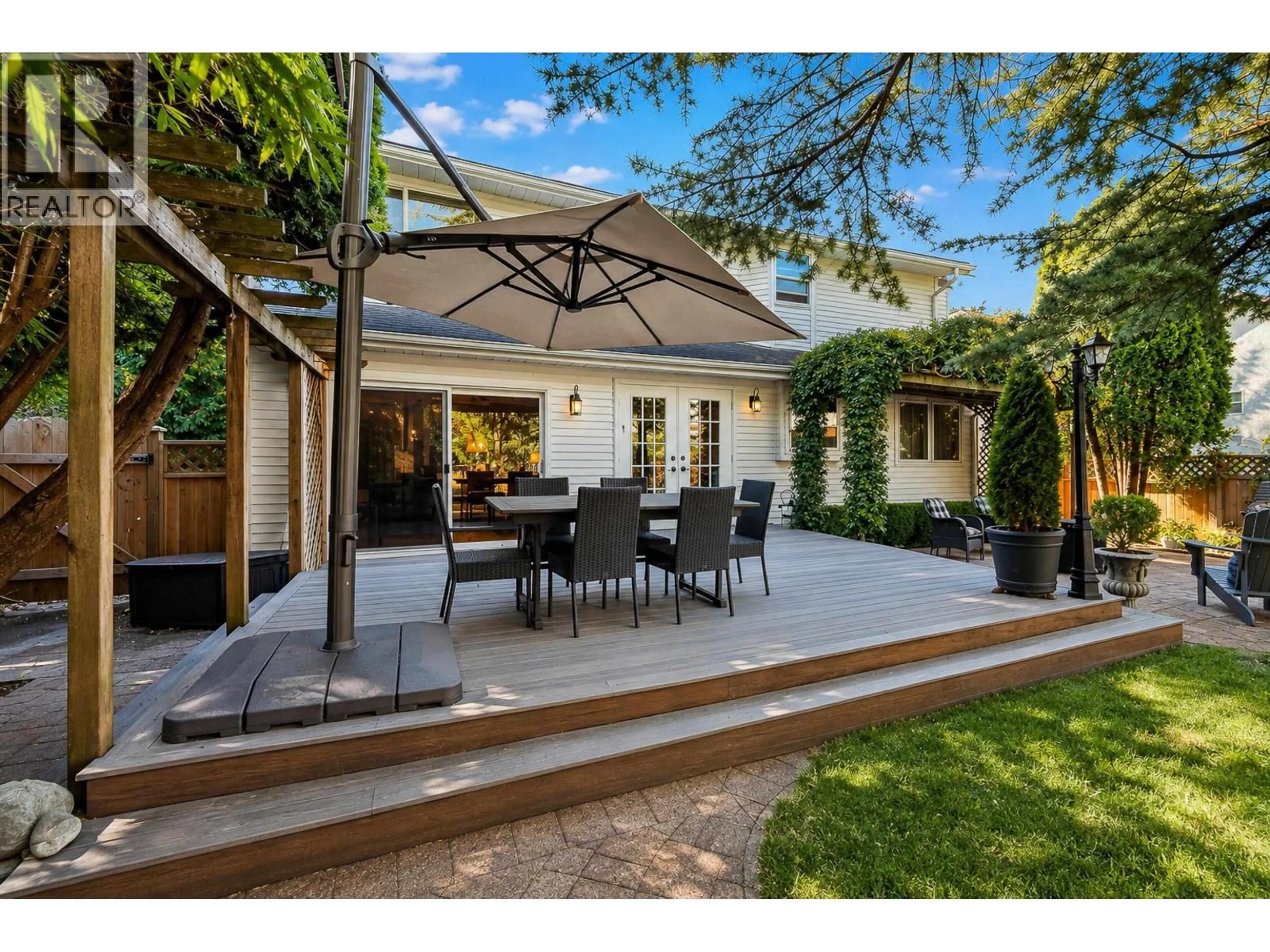 Patio, street for 12612 215 STREET, Maple Ridge British Columbia V4R2H3