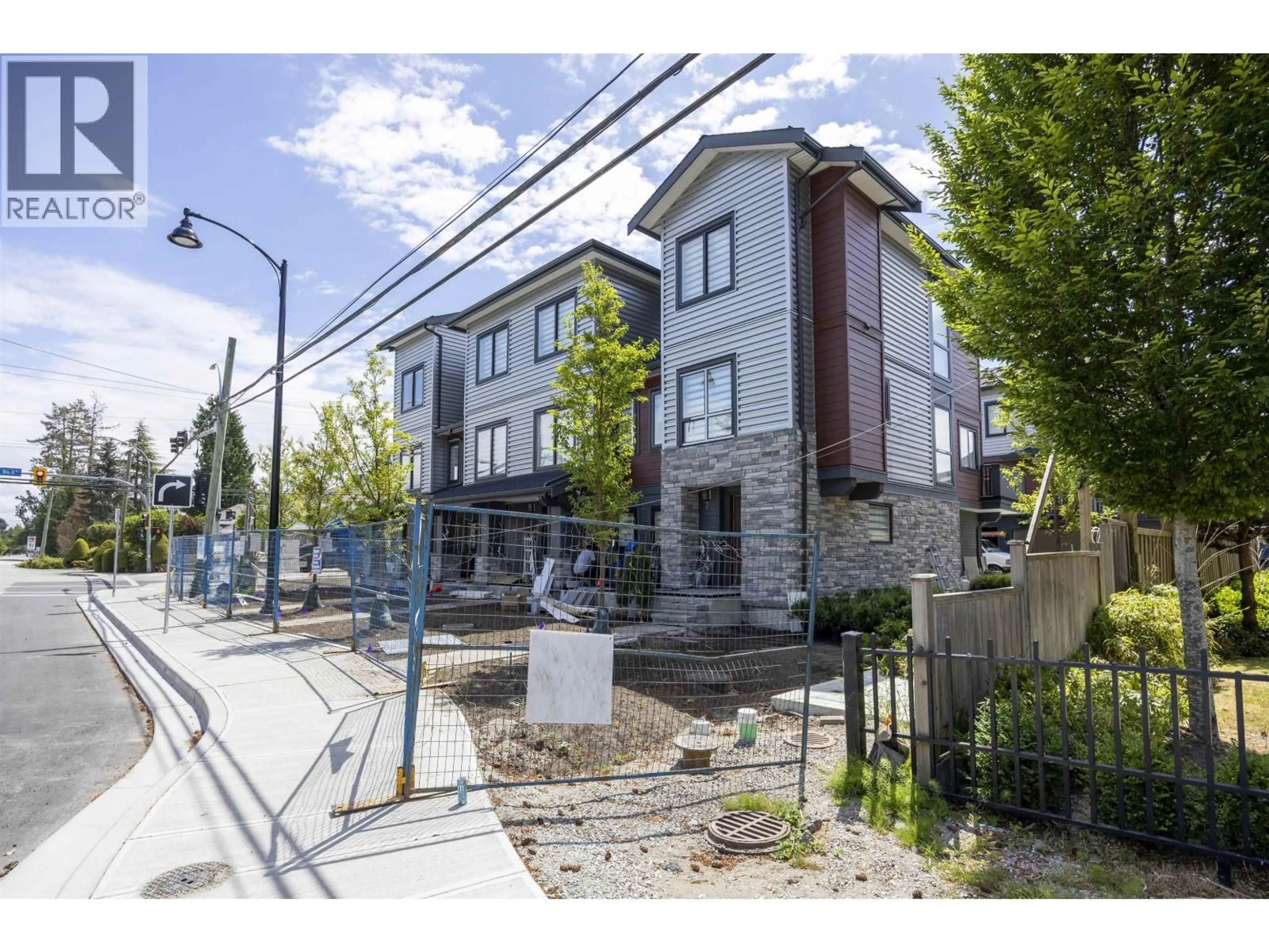 Patio, street for SL2 - 9880 GRANVILEE AVENUE, Richmond British Columbia V6Y1R3