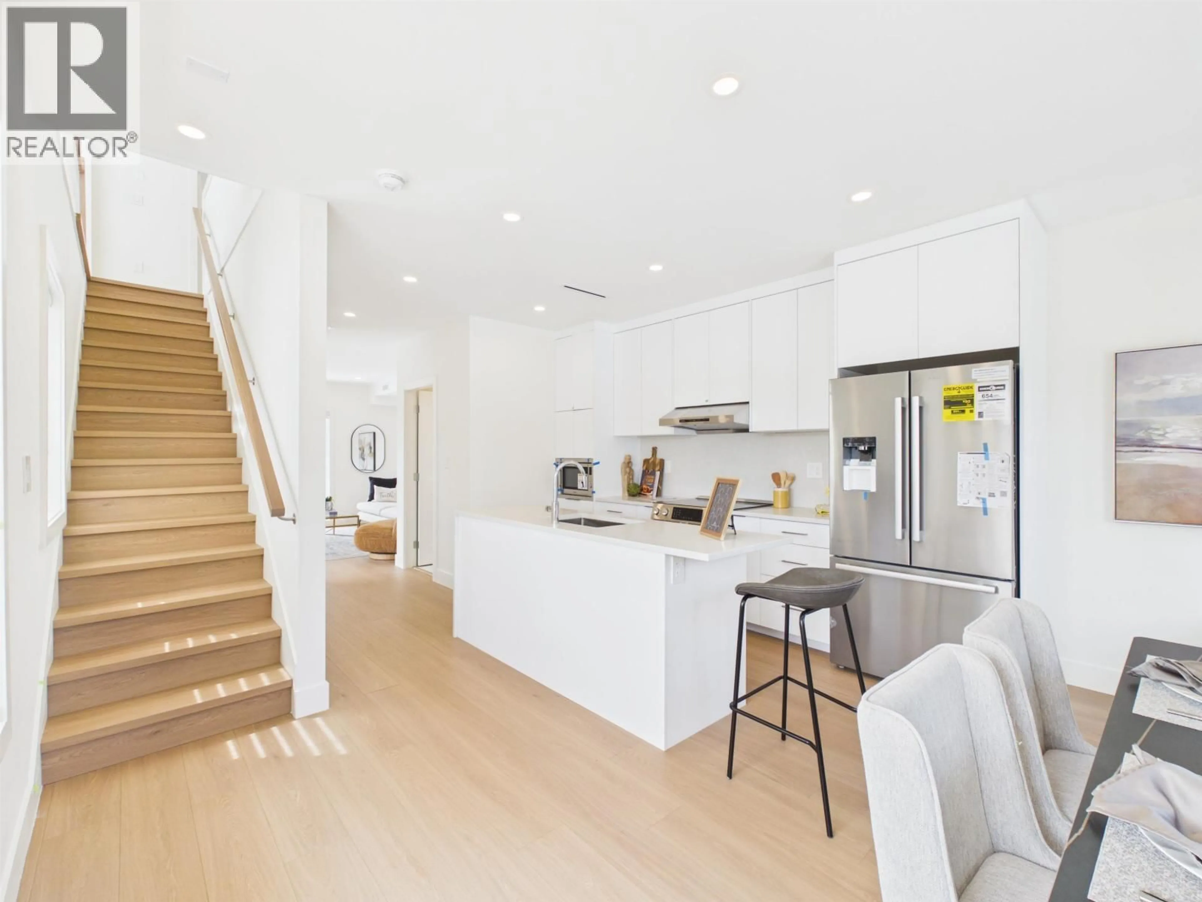 Open concept kitchen, unknown for SL2 - 9880 GRANVILEE AVENUE, Richmond British Columbia V6Y1R3