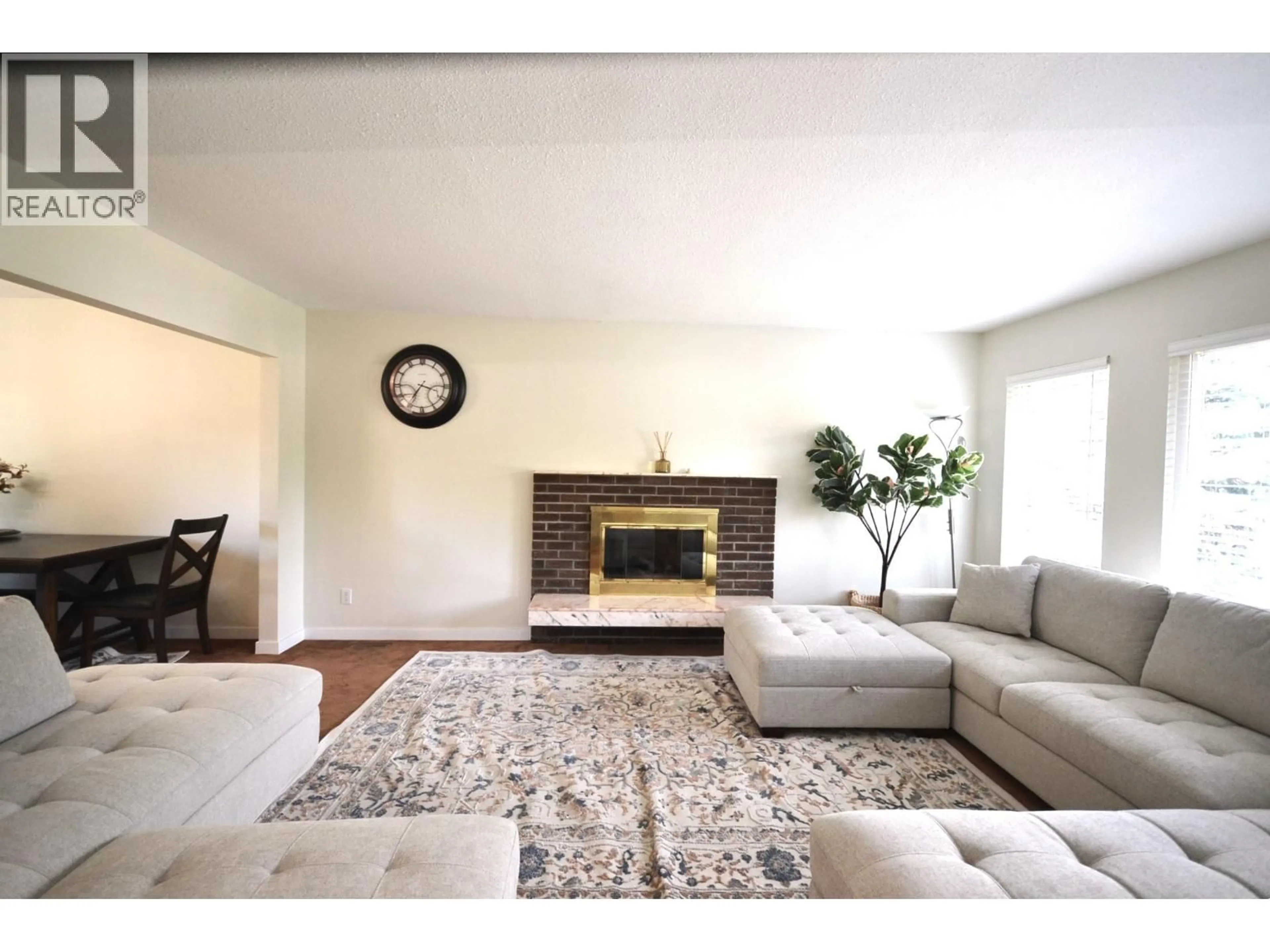 Living room with furniture, unknown for 1410 LANSDOWNE DRIVE, Coquitlam British Columbia V3E1Y4
