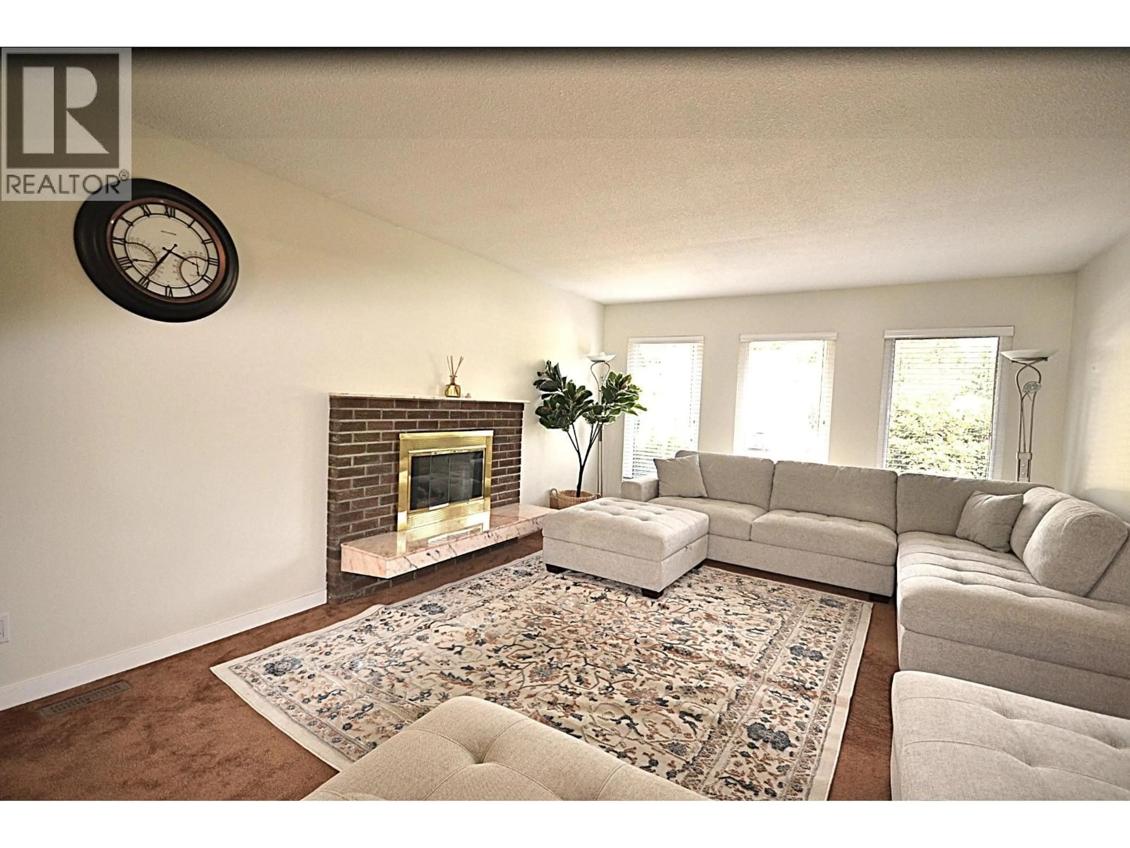 Living room with furniture, unknown for 1410 LANSDOWNE DRIVE, Coquitlam British Columbia V3E1Y4