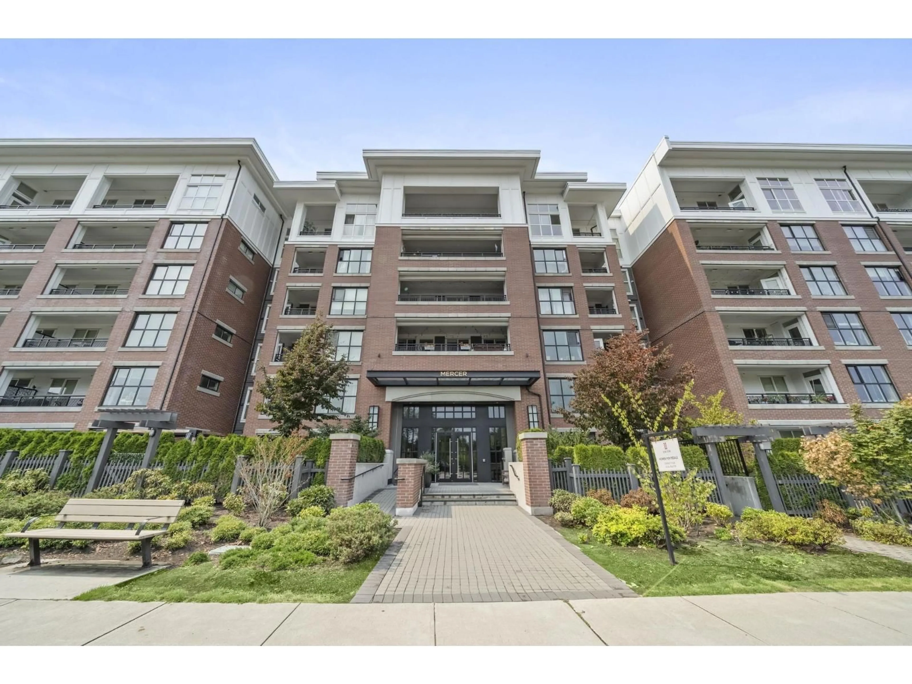 Indoor foyer for C418 - 8150 207 STREET, Langley British Columbia V2Y4J4