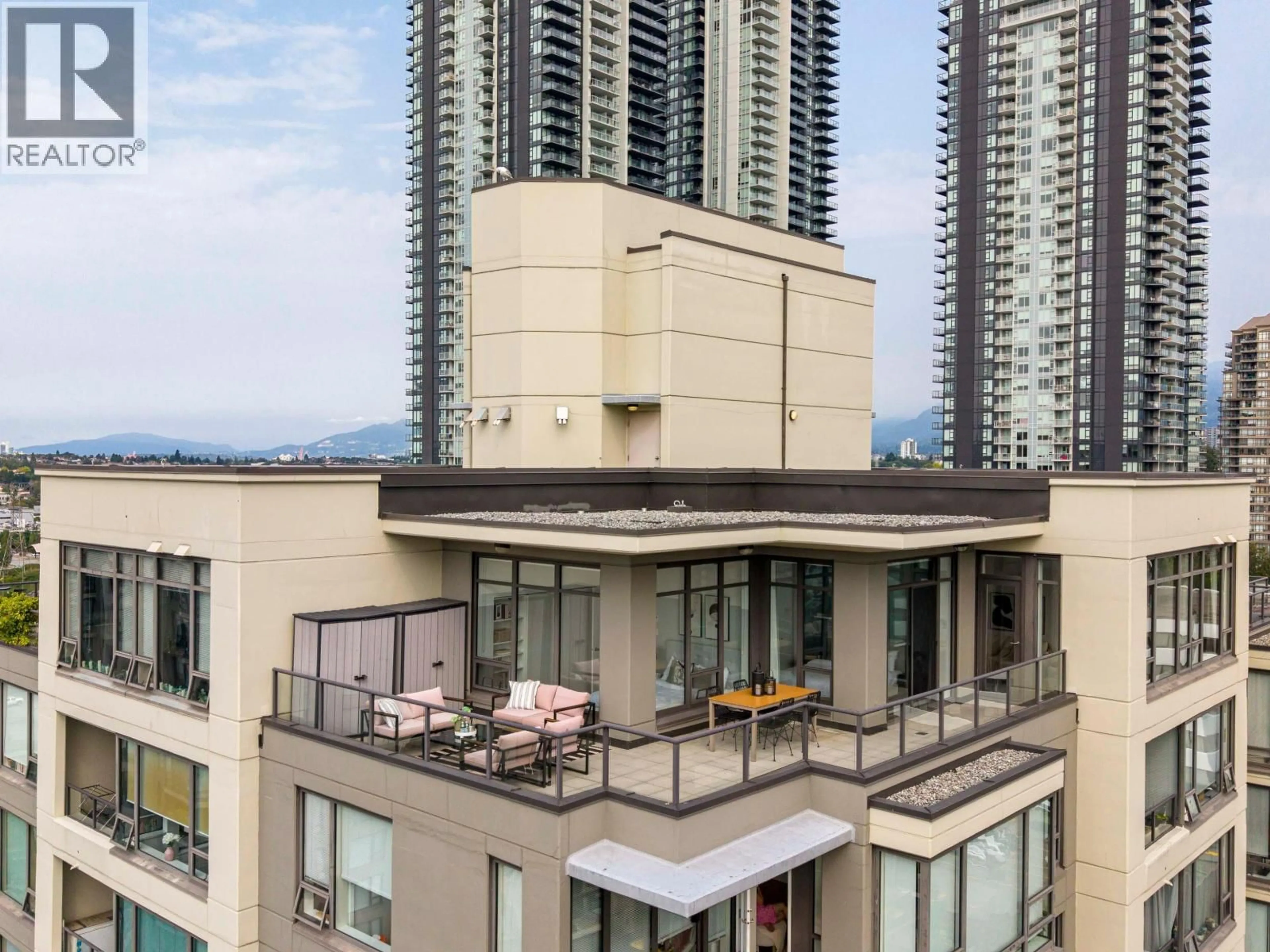 Balcony in the apartment, city buildings view from balcony for PH1 - 4182 DAWSON STREET, Burnaby British Columbia V5C0A2