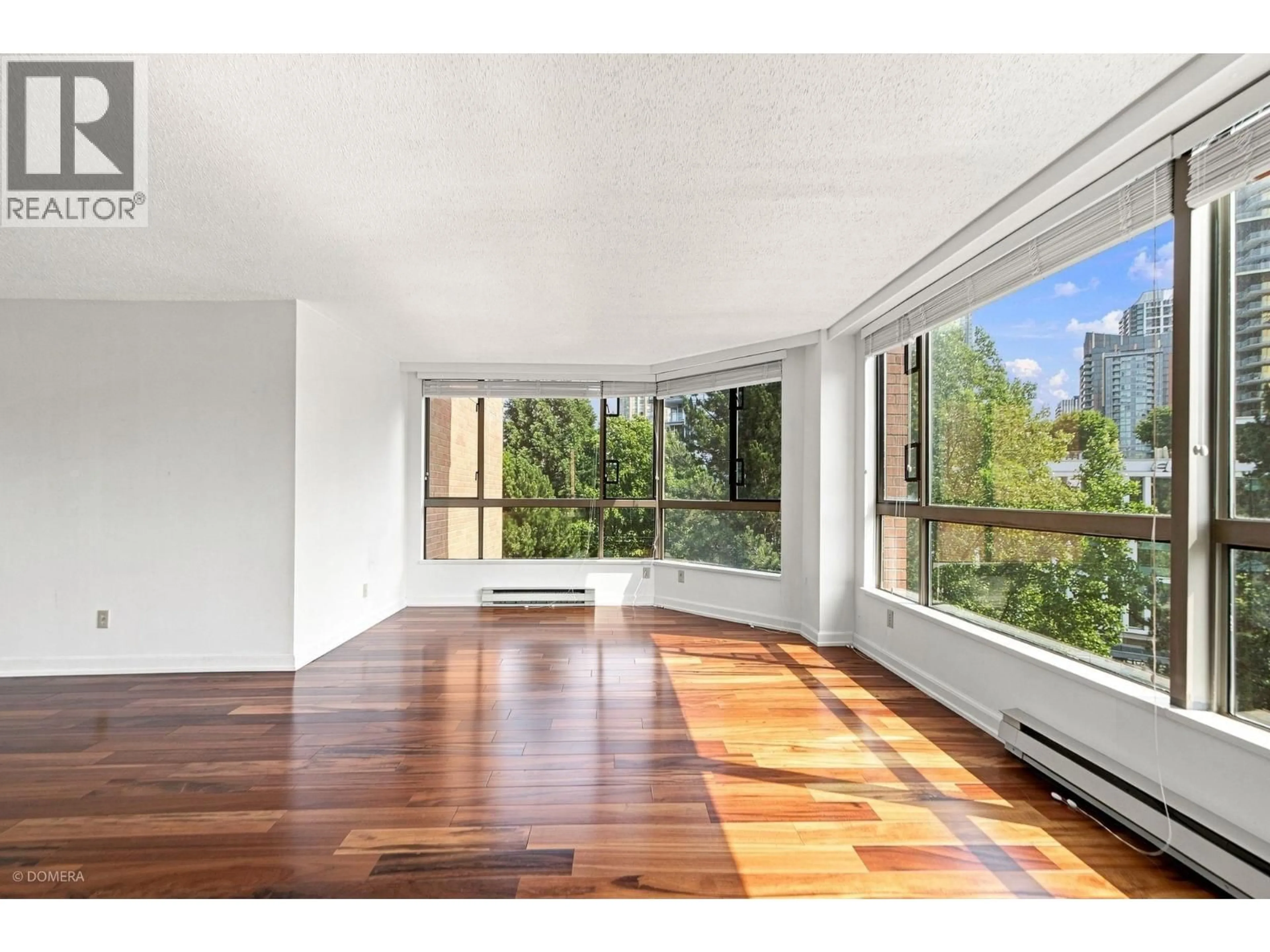 A pic of a room for 602 - 4350 BERESFORD STREET, Burnaby British Columbia V5H4K9