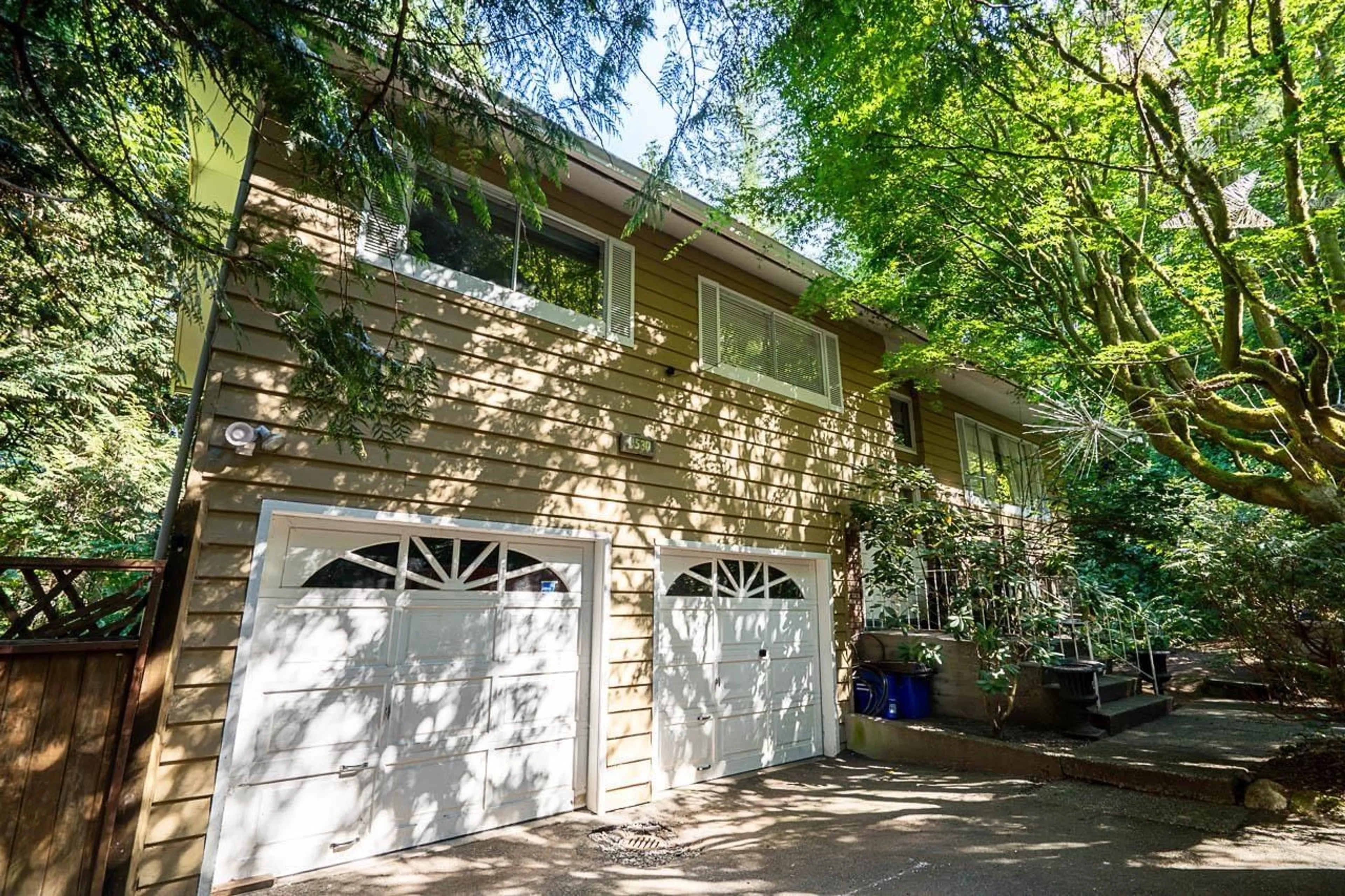 Unknown for 3530 142A STREET, Surrey British Columbia V4P1M3