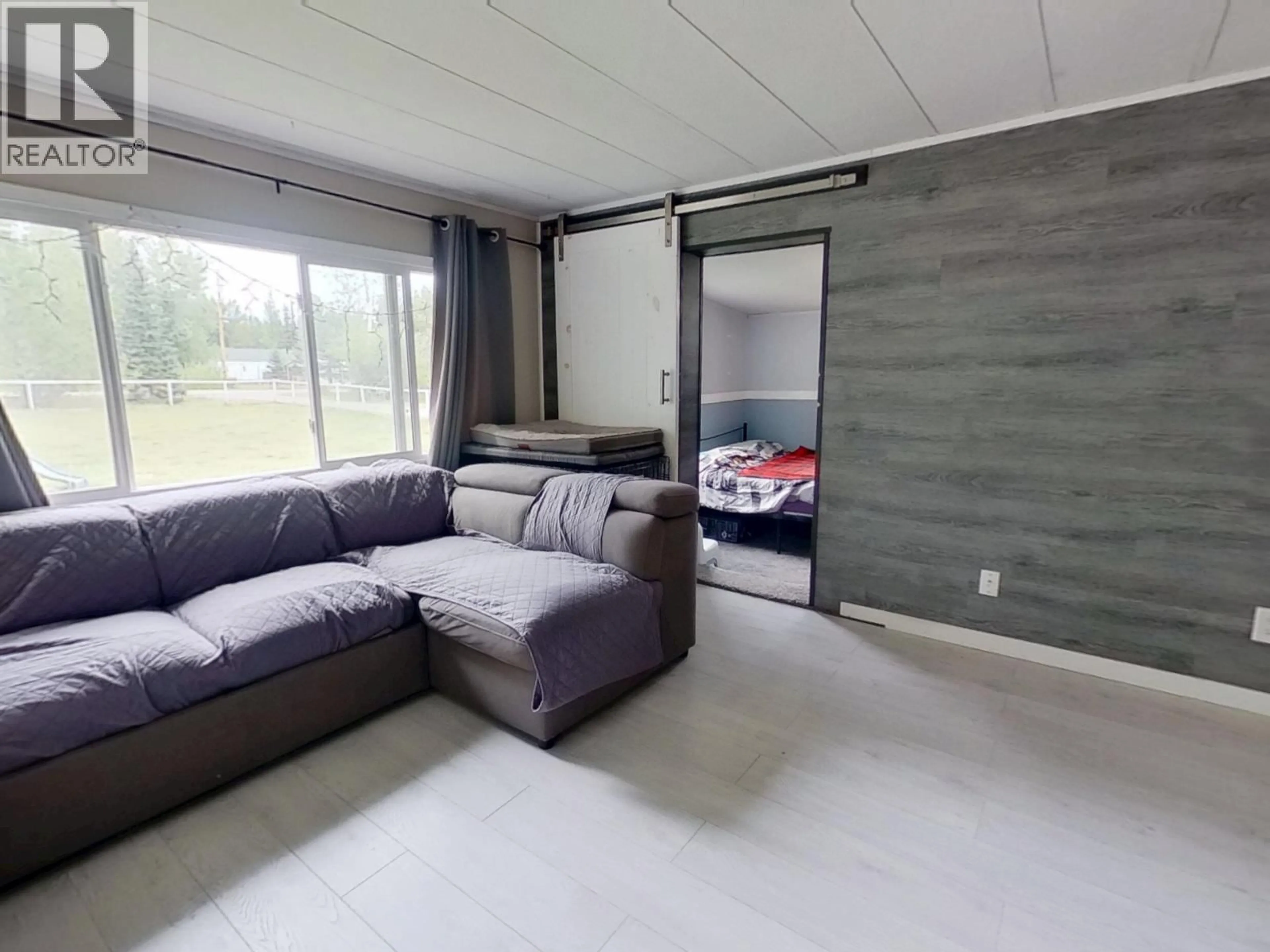 Unknown for 1075 FALCON ROAD, Quesnel British Columbia V2J6V6