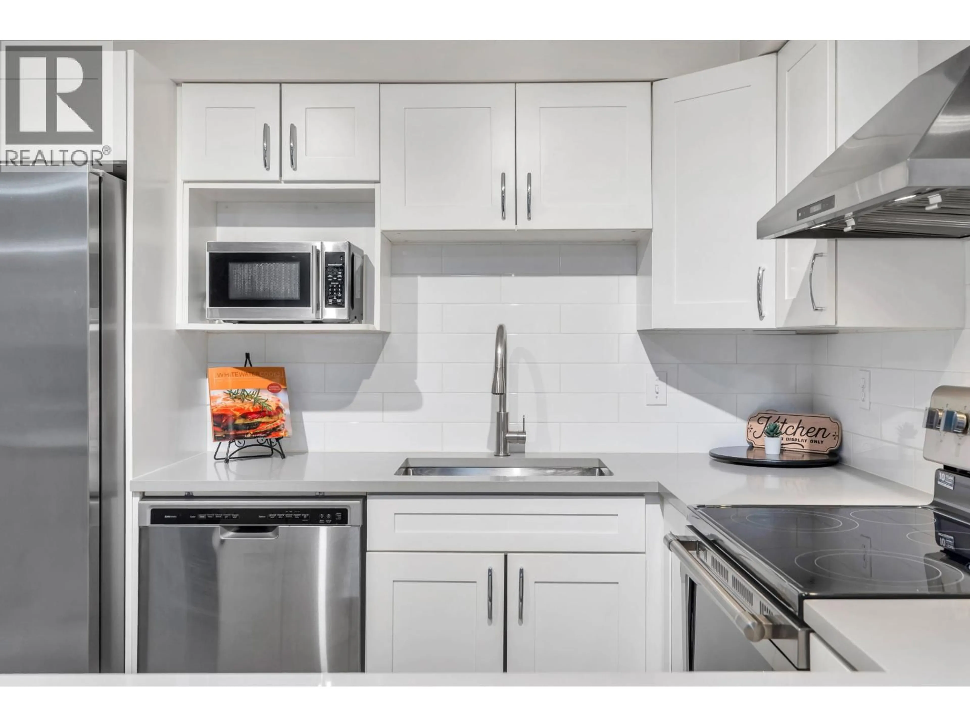 Standard kitchen, ceramic/tile floor for 110 - 1215 PACIFIC STREET STREET, Coquitlam British Columbia V3B7M4