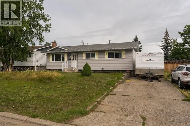 6602 ESSEX CRESCENT, Prince George 3