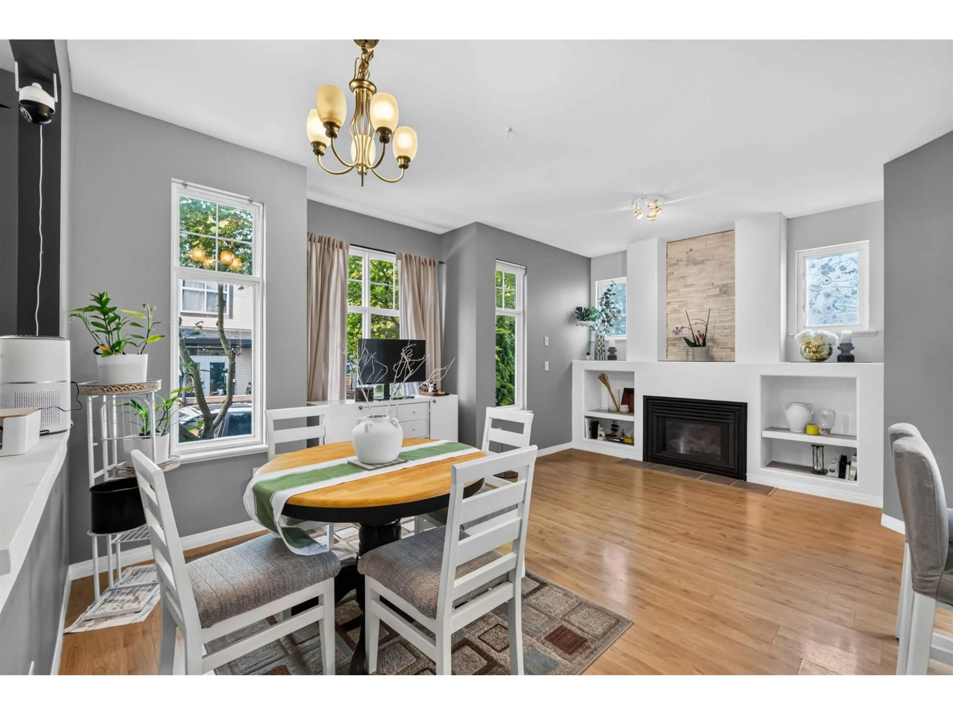 Dining room, unknown for 5790 149 STREET, Surrey British Columbia V3S8W4