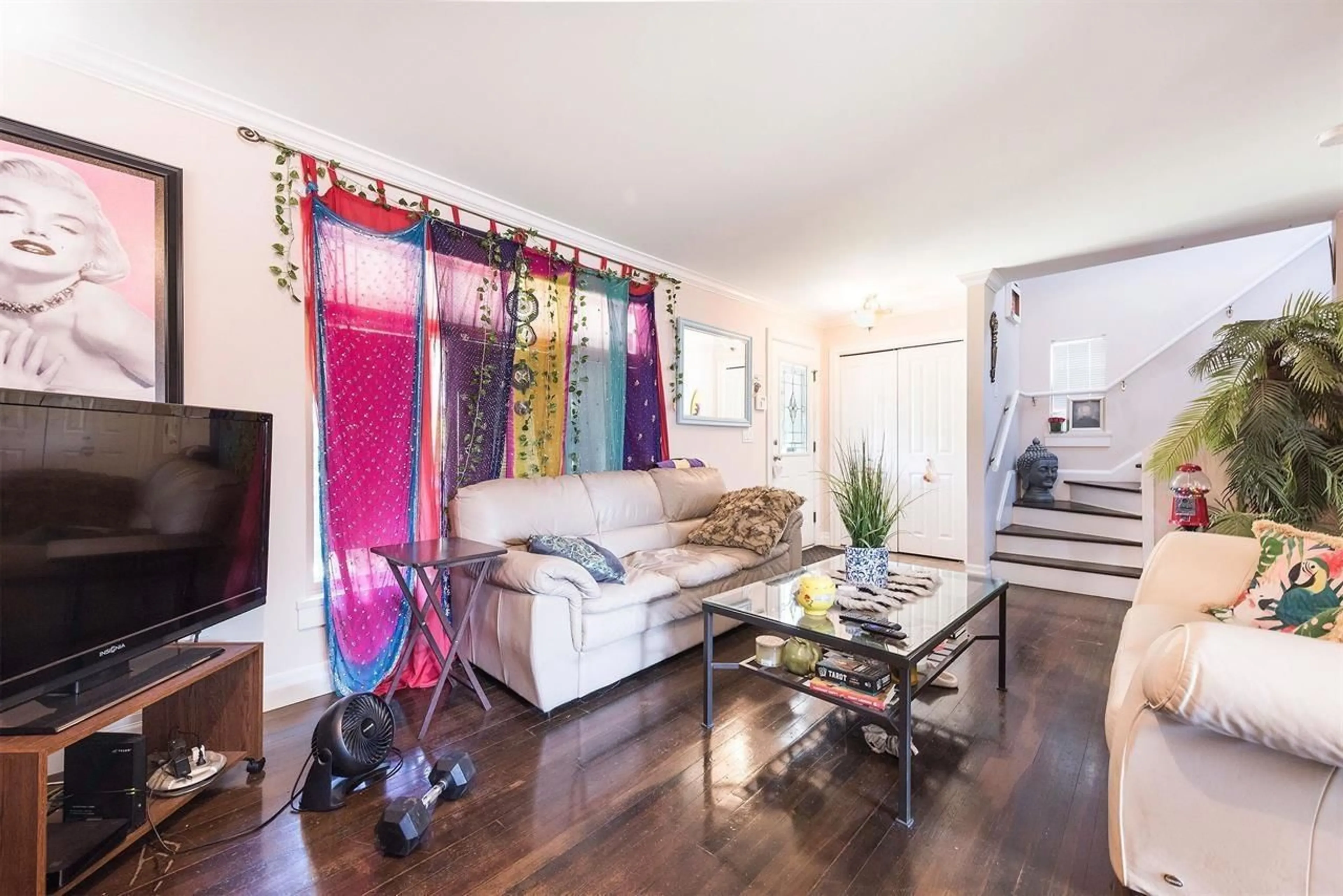 Living room with furniture, wood/laminate floor for 5980 MATSQUI STREET, Chilliwack British Columbia V2R0G6