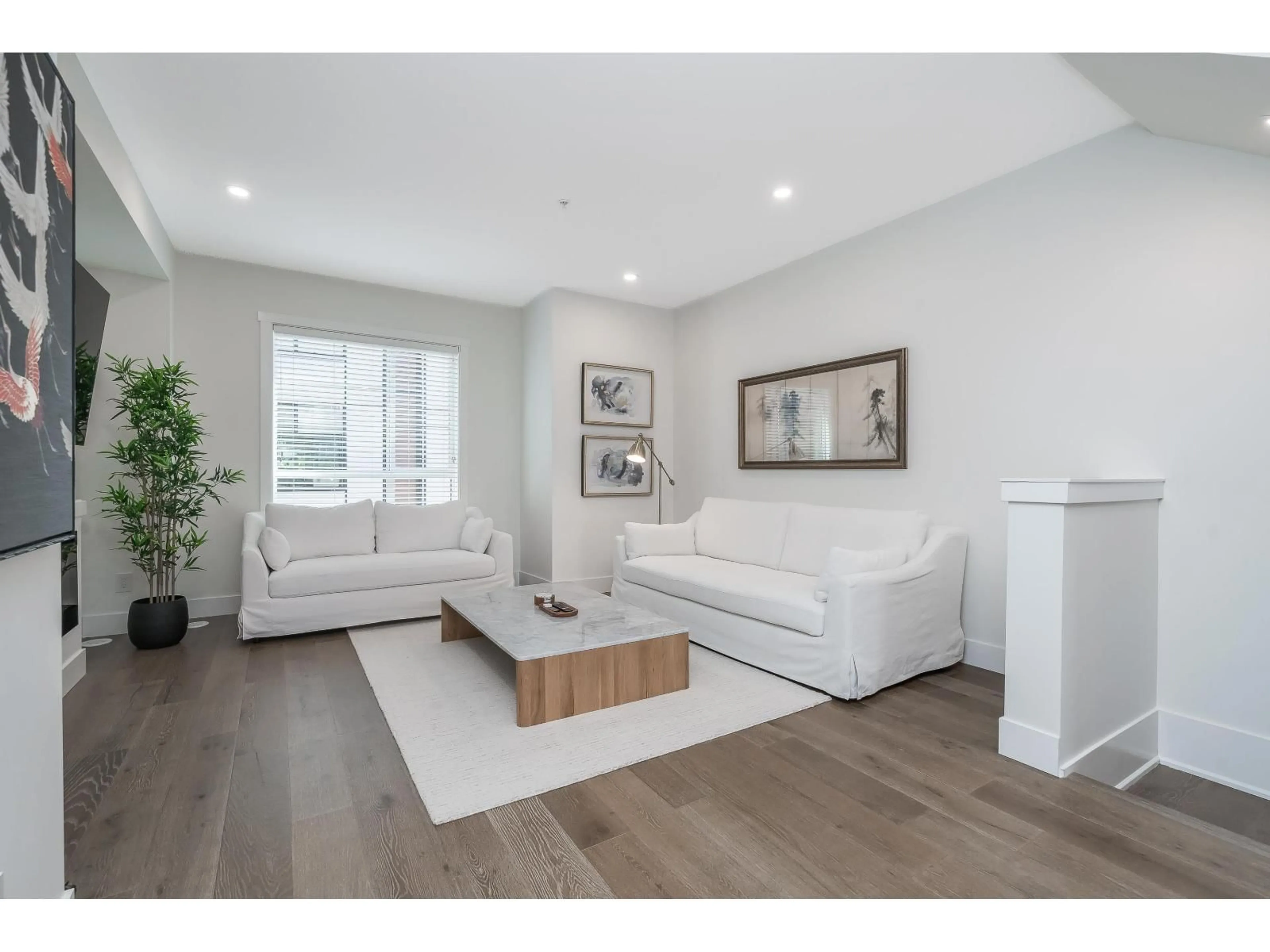 Living room with furniture, unknown for 14 - 19790 55A AVENUE, Langley British Columbia V3A0K6