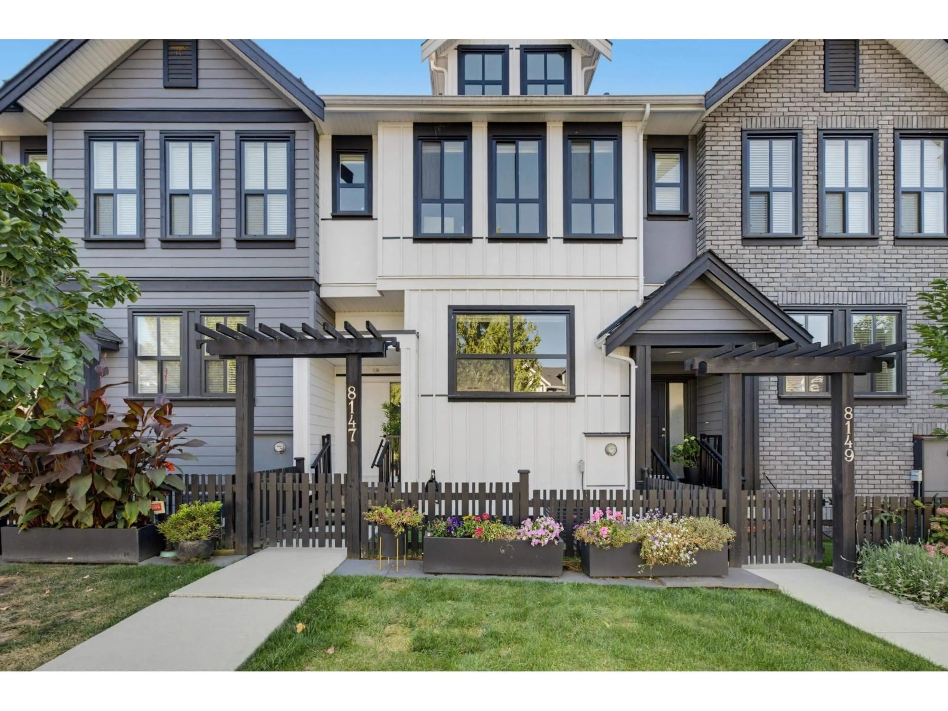 Home with brick exterior material, street for 8147 202 STREET, Langley British Columbia V2Y3K2