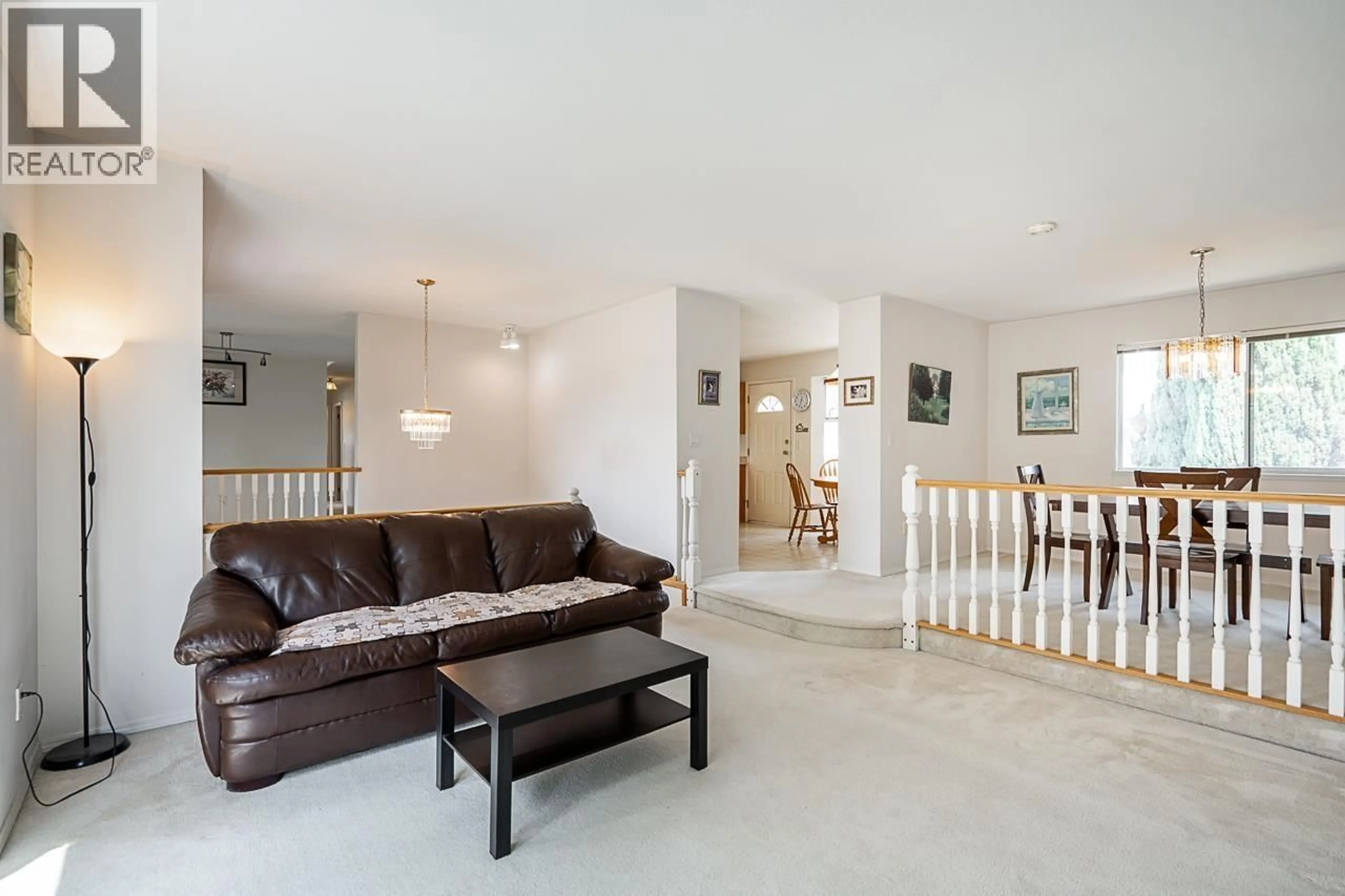 Living room with furniture, ceramic/tile floor for 3315 EL CASA COURT, Coquitlam British Columbia V3E2P9