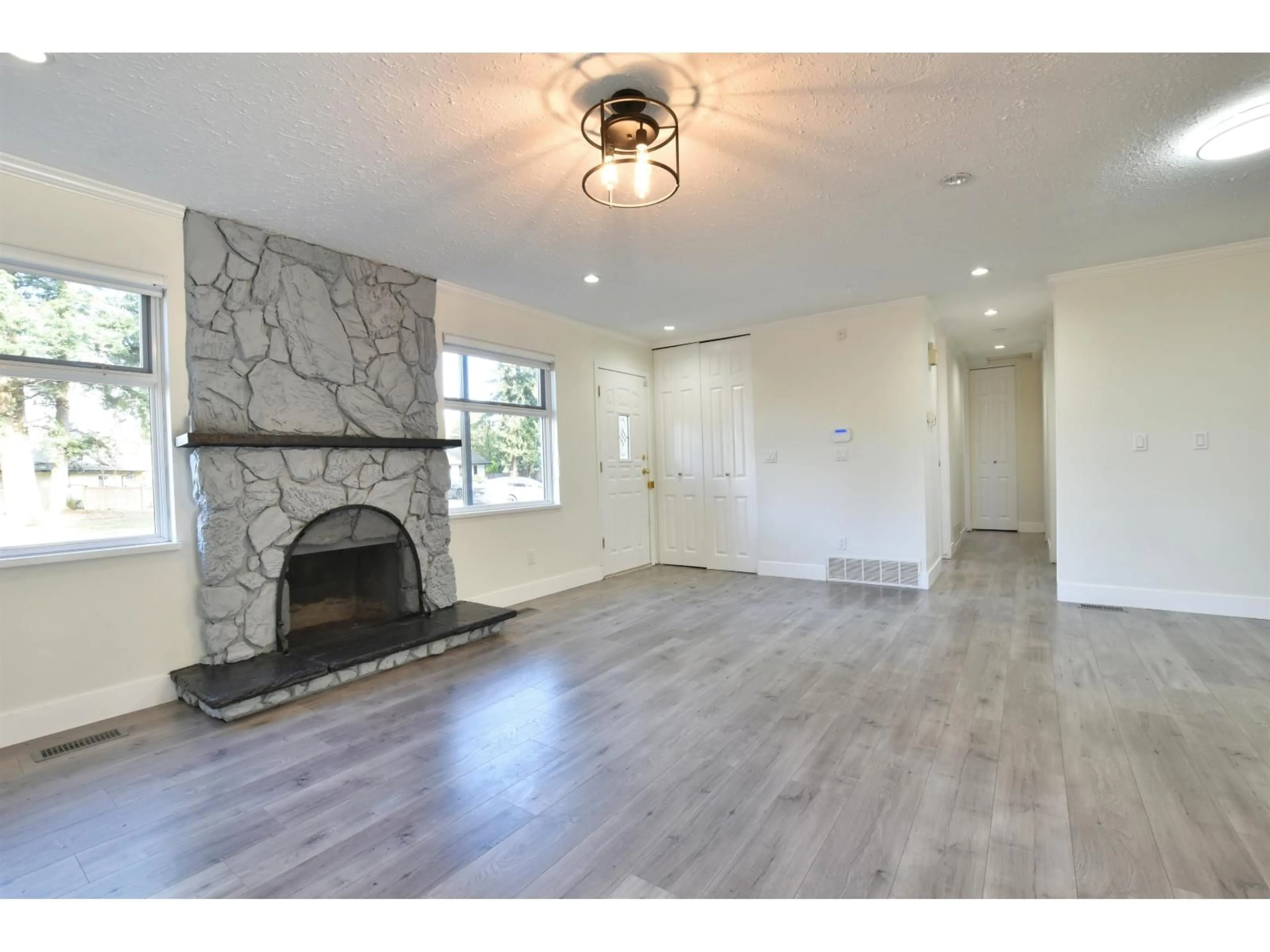 A pic of a room for 20572 43 AVENUE, Langley British Columbia V4A3C2
