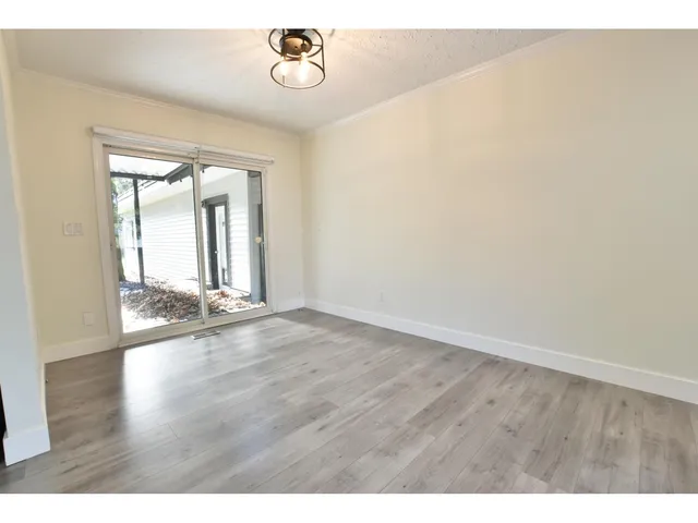 20572 43 AVENUE, Langley 5