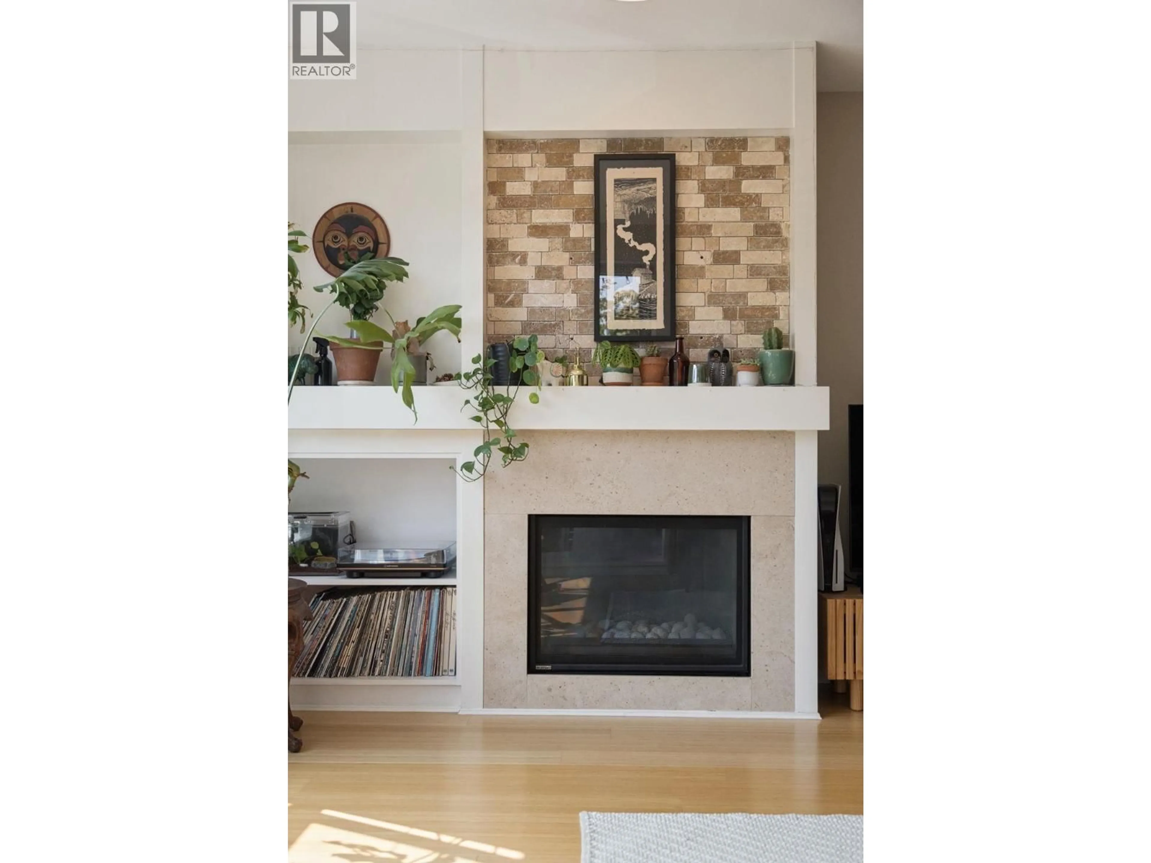 Unknown for 207 - 3732 MT SEYMOUR PARKWAY, North Vancouver British Columbia V7G1C3
