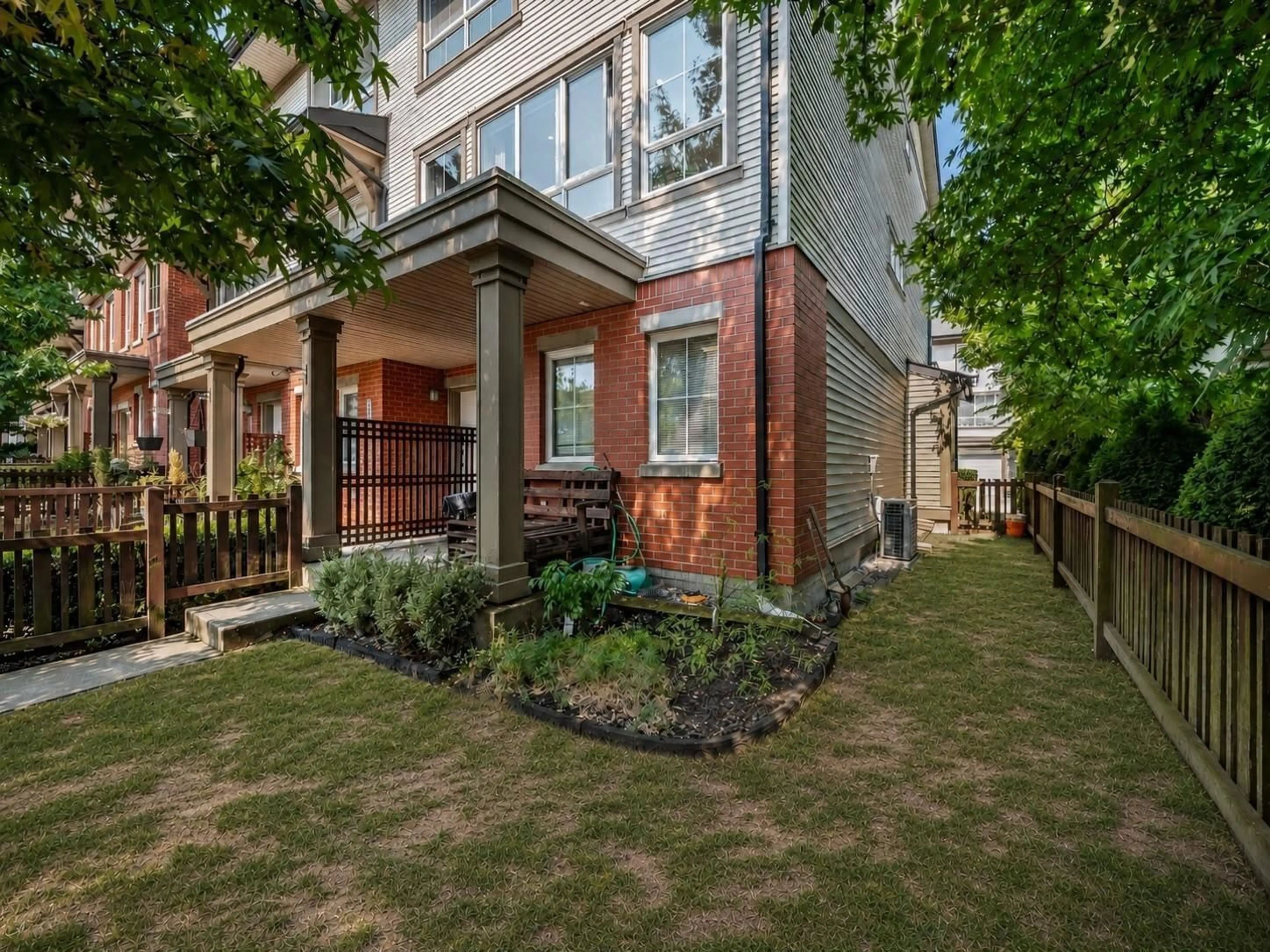 Home with brick exterior material, street for 128 - 19505 68A AVENUE, Surrey British Columbia V4N6K3