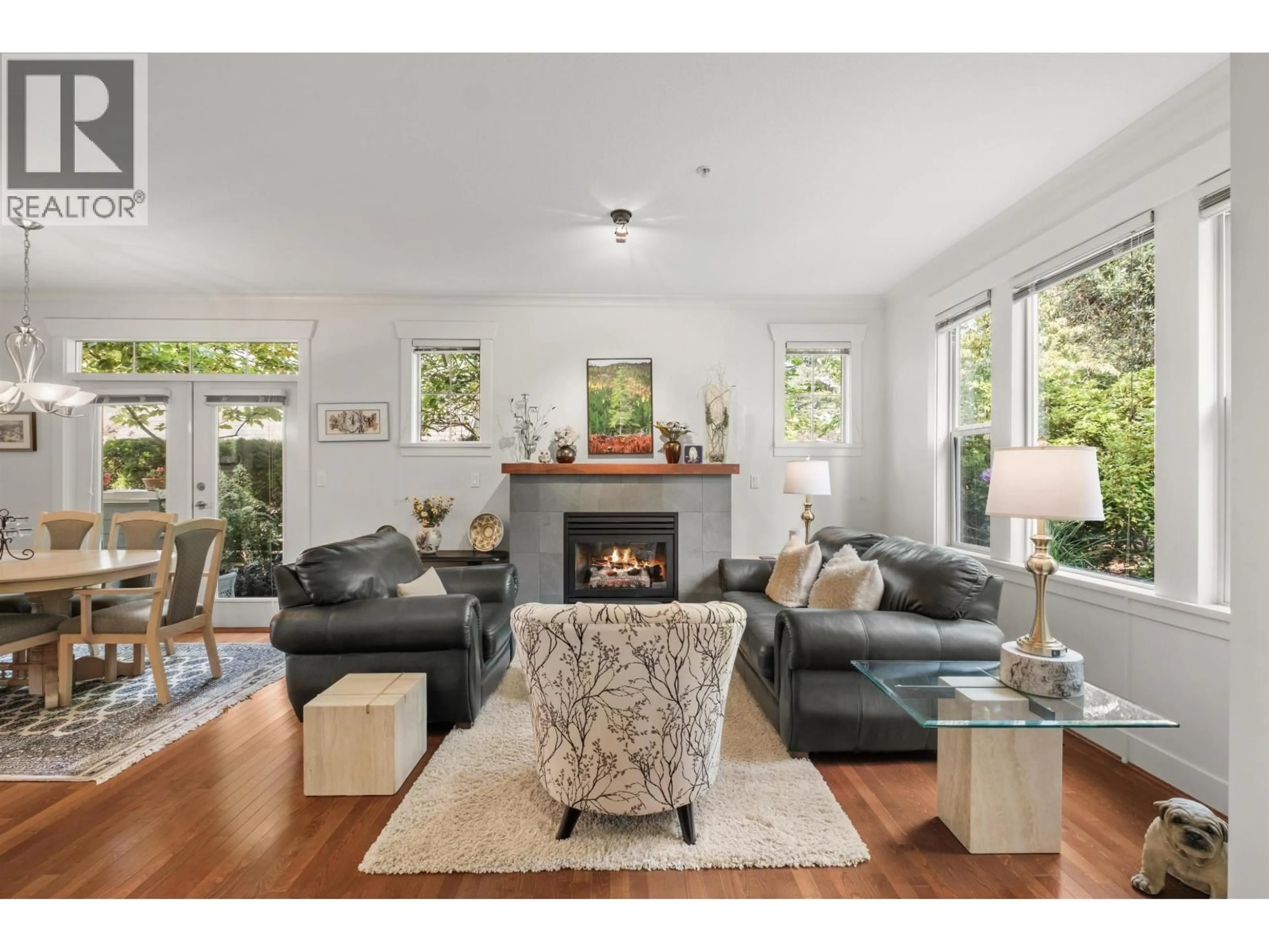 Living room with furniture, unknown for 261 QUEENS ROAD, North Vancouver British Columbia V7N4N7