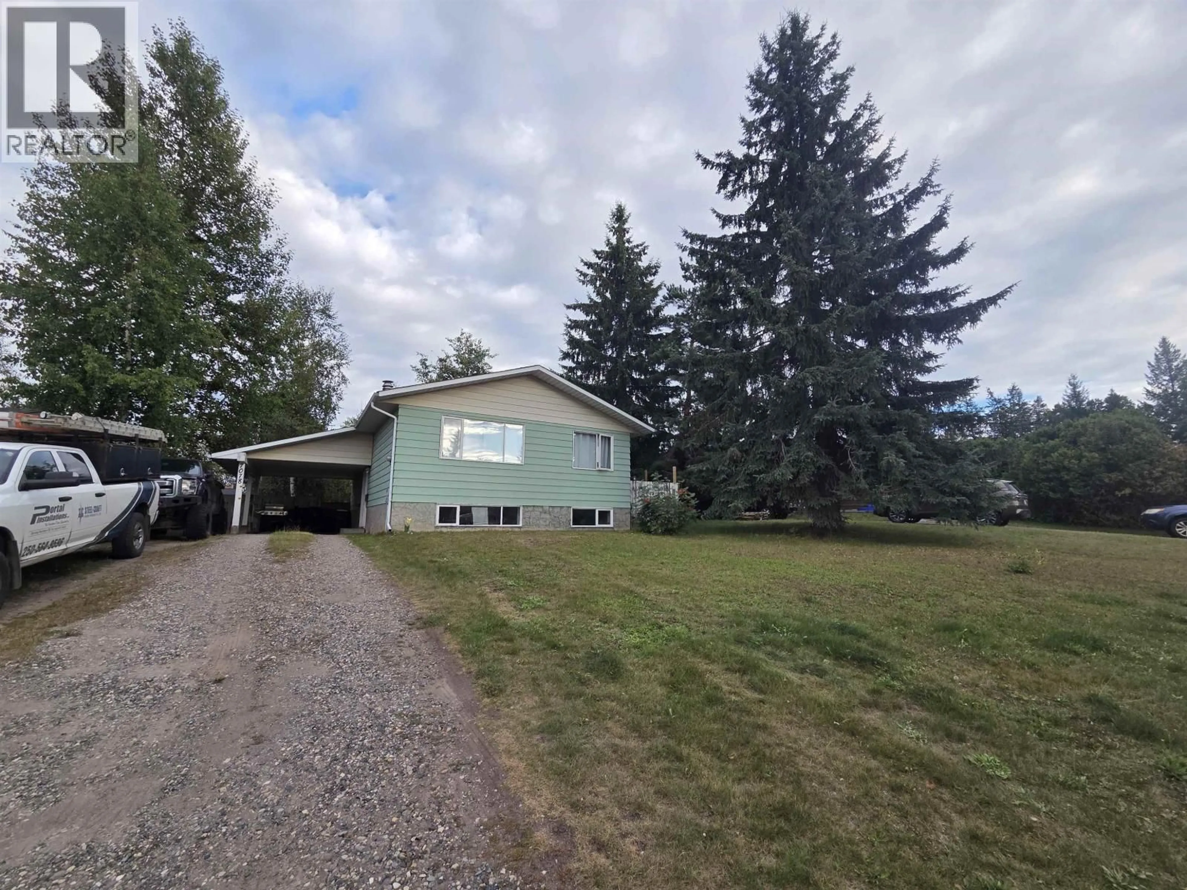 A pic from outside/outdoor area/front of a property/back of a property/a pic from drone, unknown for 7078 HARVARD CRESCENT, Prince George British Columbia V2N2V7