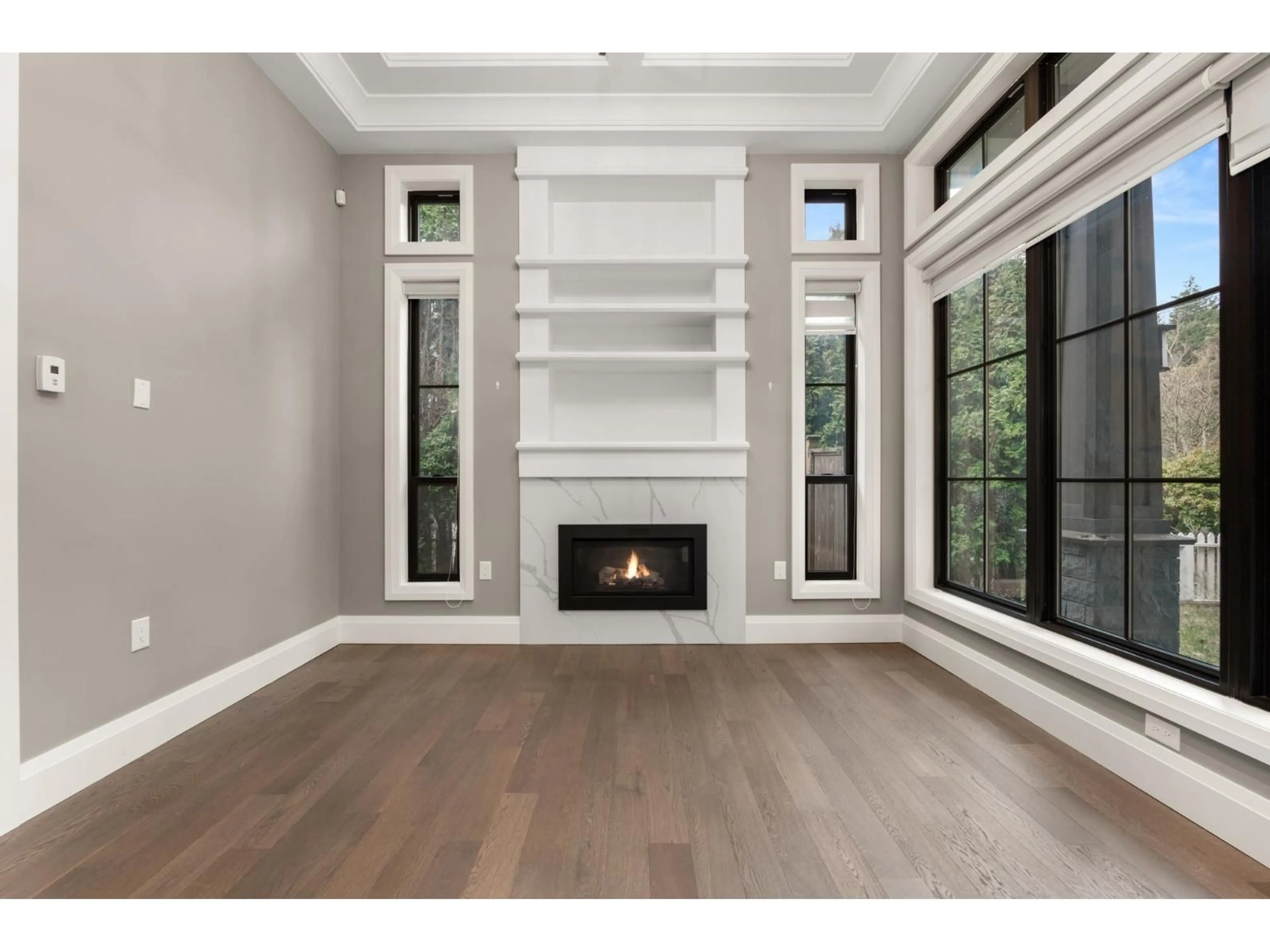 A pic of a room for 13096 24 AVENUE, Surrey British Columbia V4A2G1