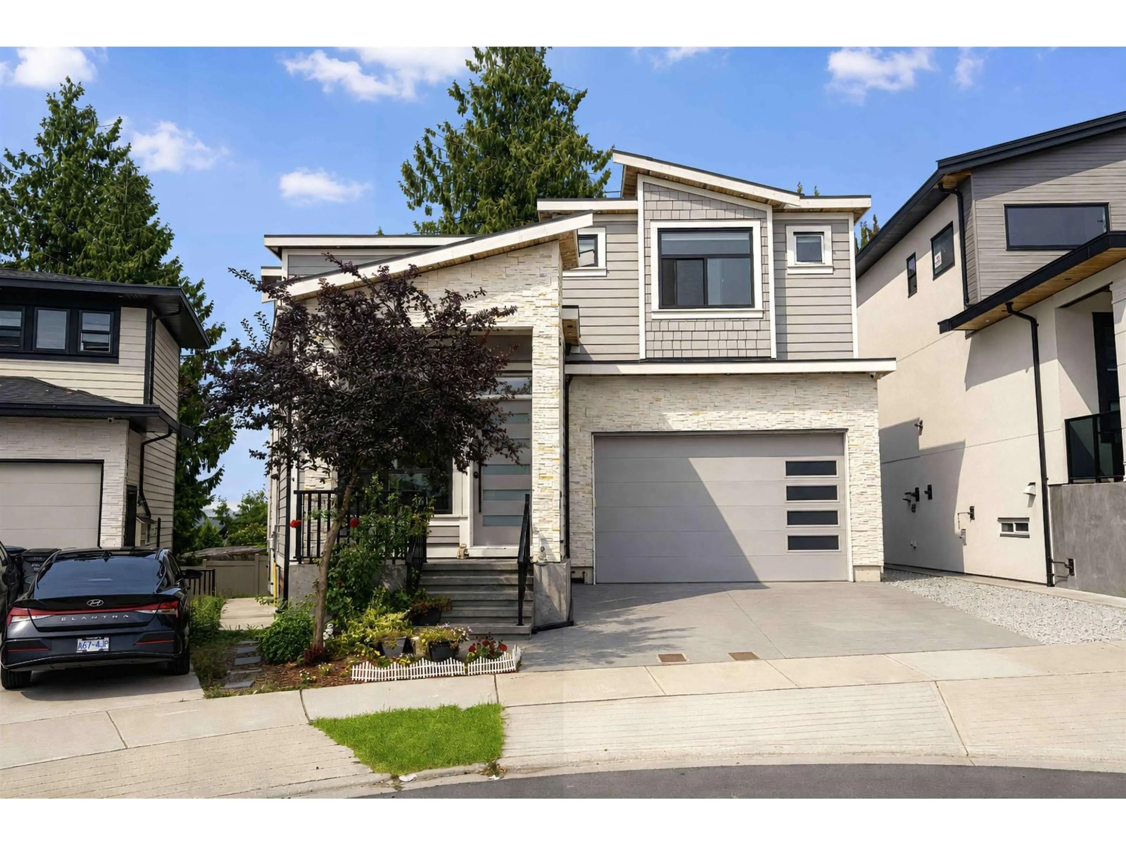 Home with vinyl exterior material, street for 6342 150A STREET, Surrey British Columbia V3S3H8