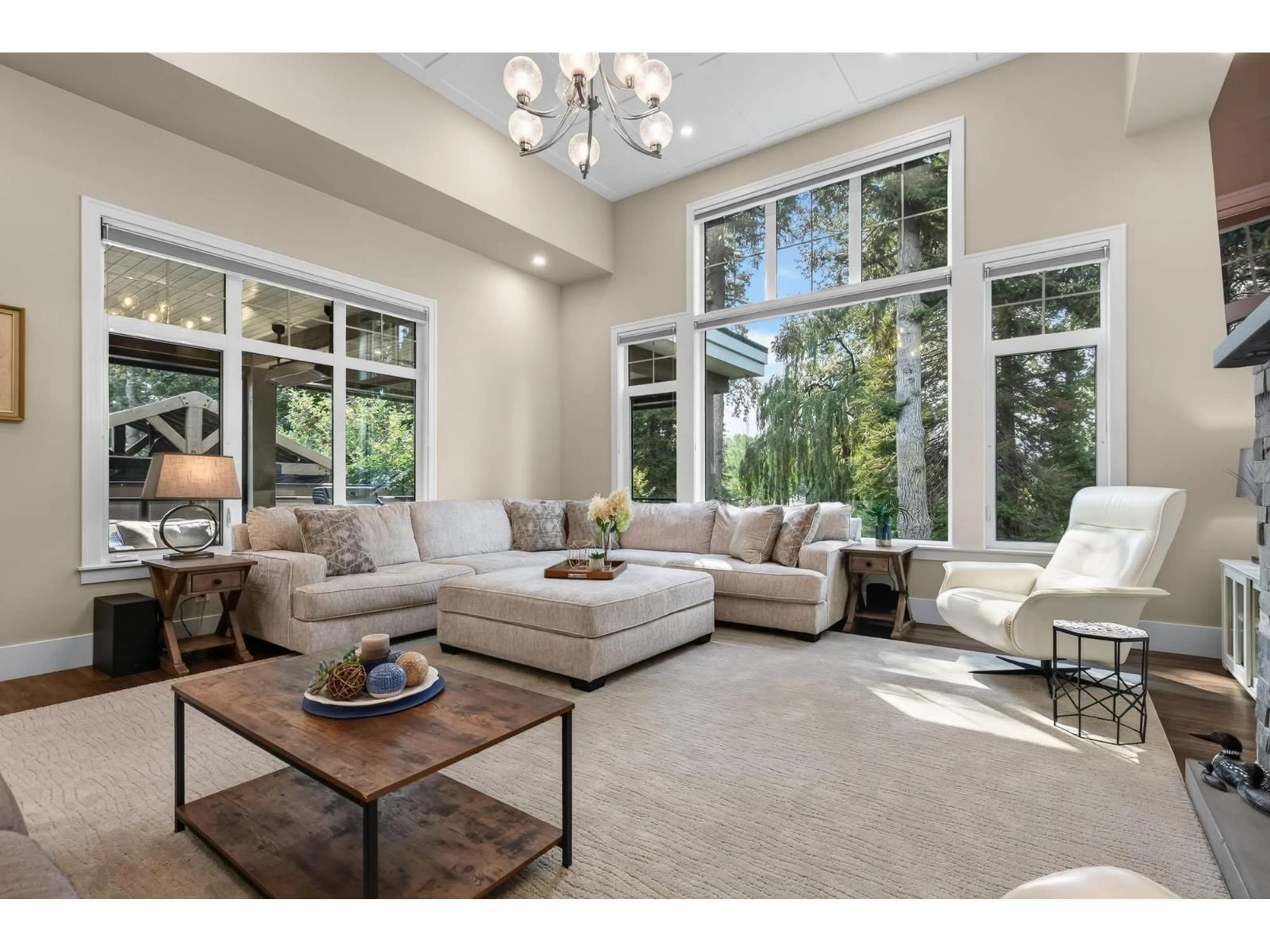 Living room with furniture, unknown for 6957 CENTENNIAL DRIVE, Chilliwack British Columbia V2R1J7