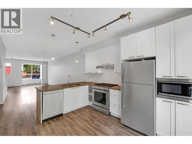 1210 GRANITE DRIVE, Squamish 3