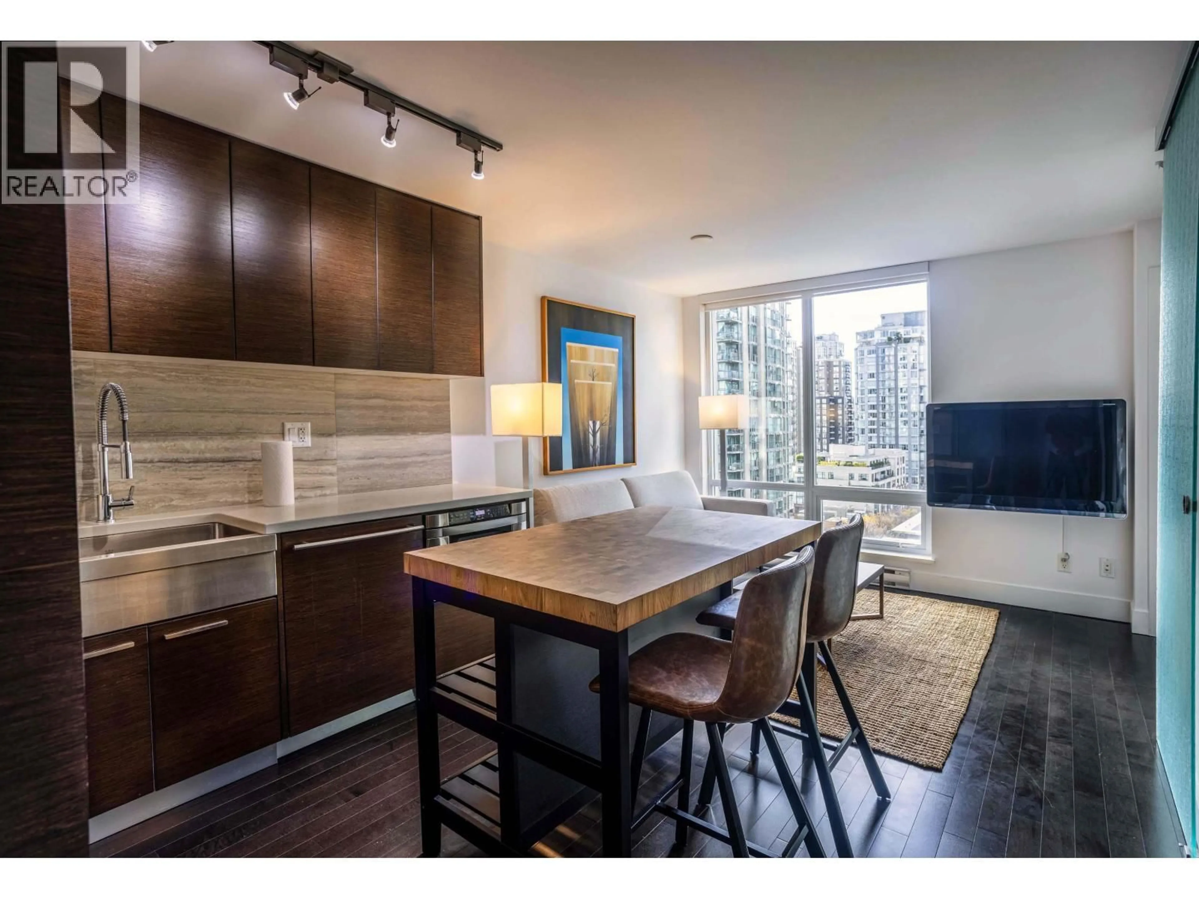 Open concept kitchen, unknown for 906 - 535 SMITHE STREET, Vancouver British Columbia V6B0H2