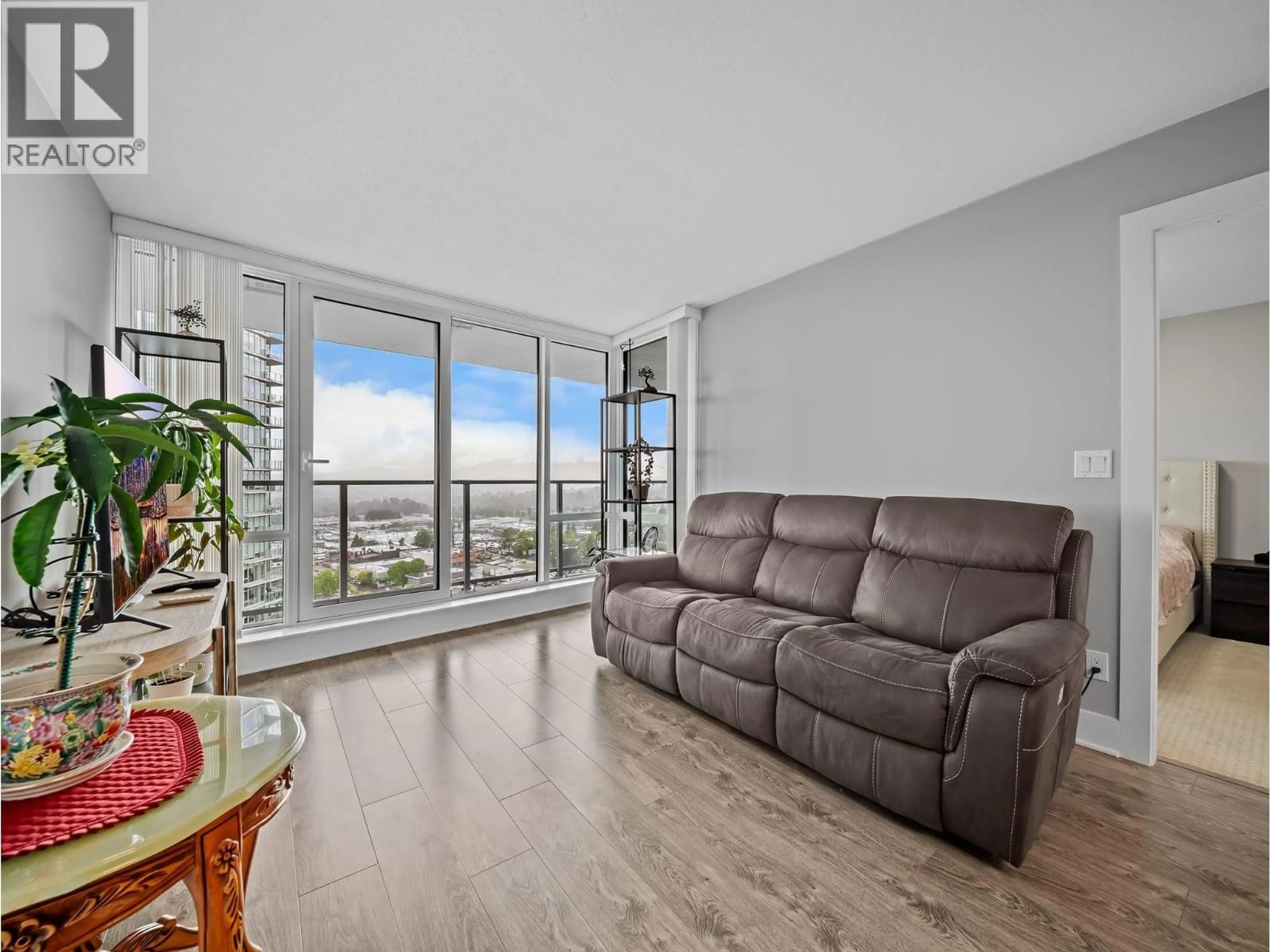 Living room with furniture, unknown for 2805 - 4189 HALIFAX STREET, Burnaby British Columbia V5C0H9
