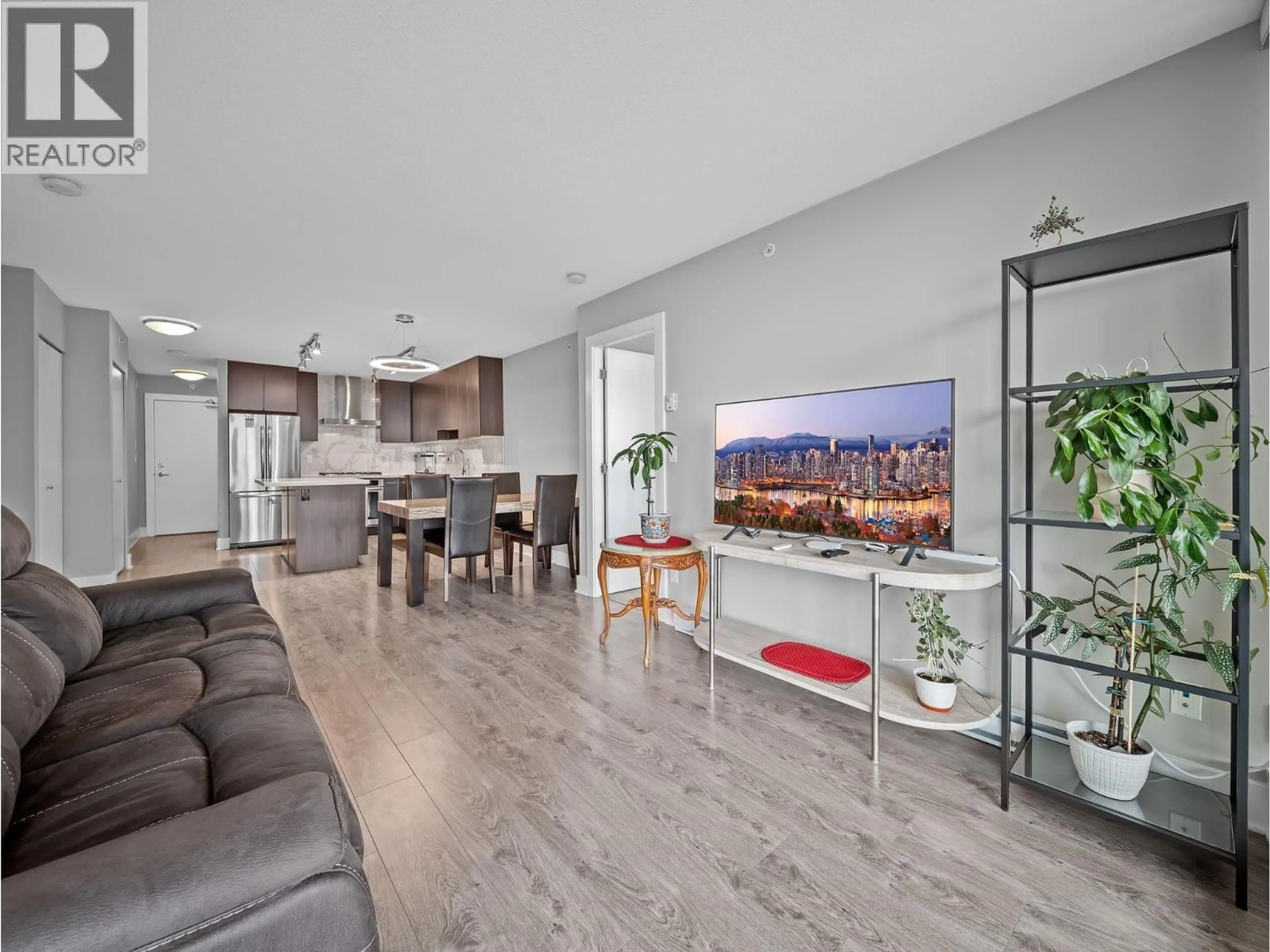 Living room with furniture, wood/laminate floor for 2805 - 4189 HALIFAX STREET, Burnaby British Columbia V5C0H9