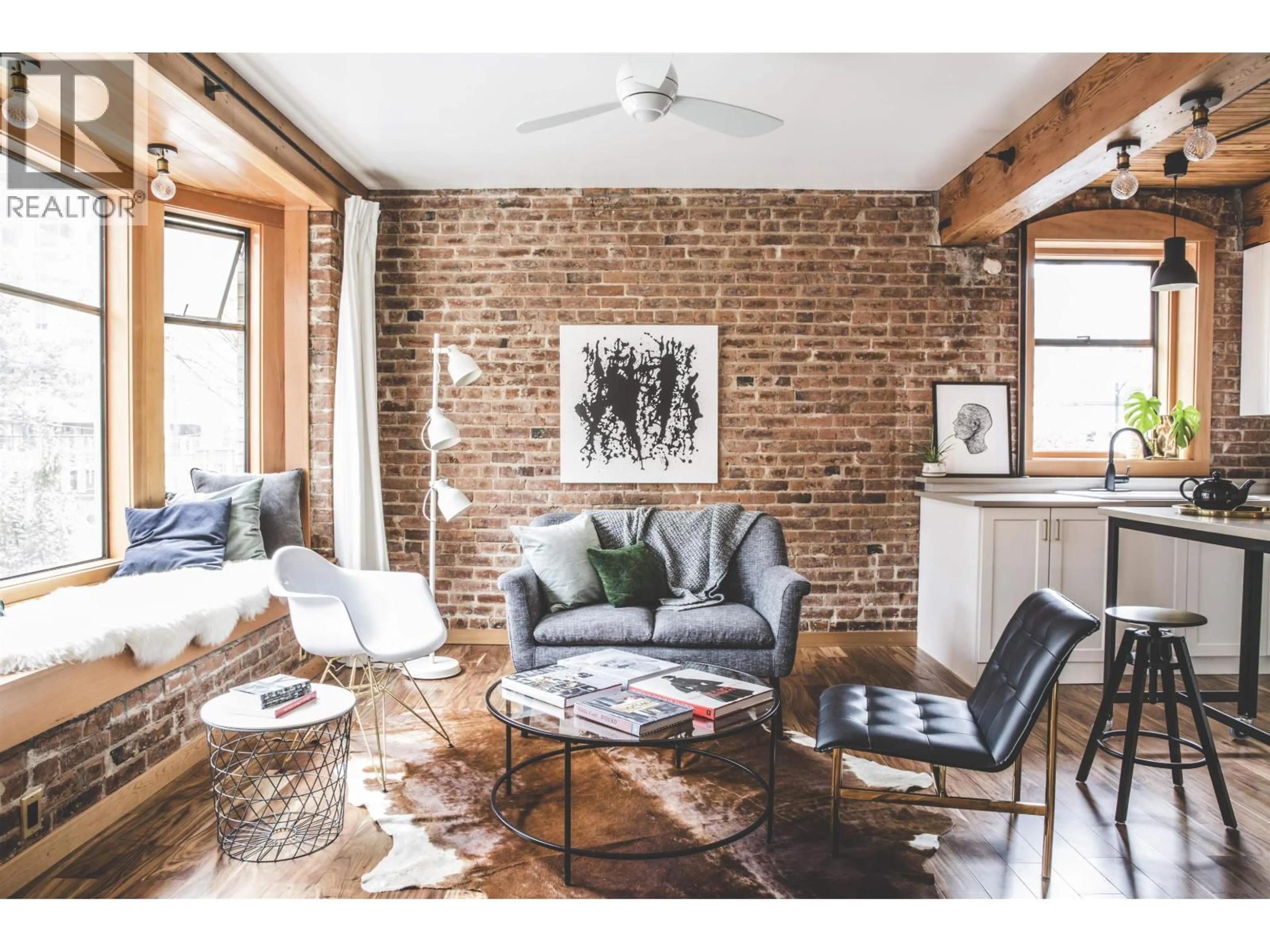 Living room with furniture, unknown for 21 - 777 BURRARD STREET, Vancouver British Columbia V6Z1X7