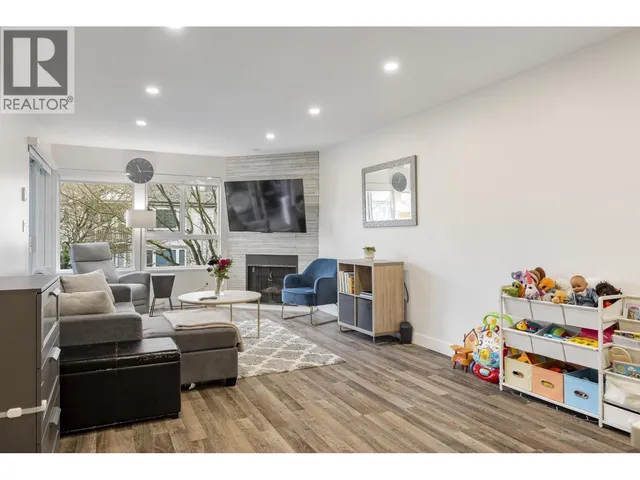 205 - 7465 SANDBORNE AVENUE, Burnaby 5
