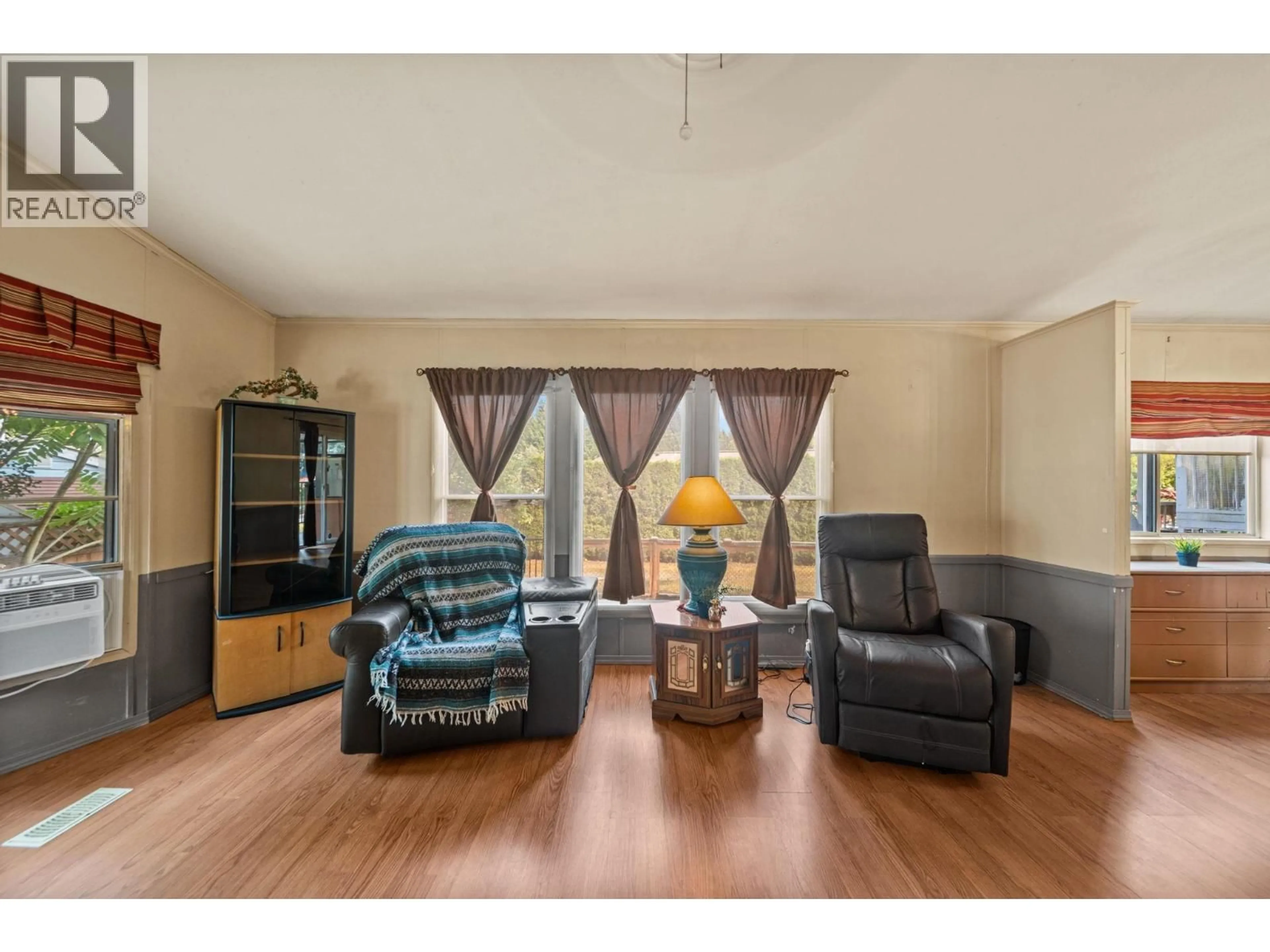 Living room with furniture, unknown for 34 - 12868 229TH STREET, Maple Ridge British Columbia V2X6R1