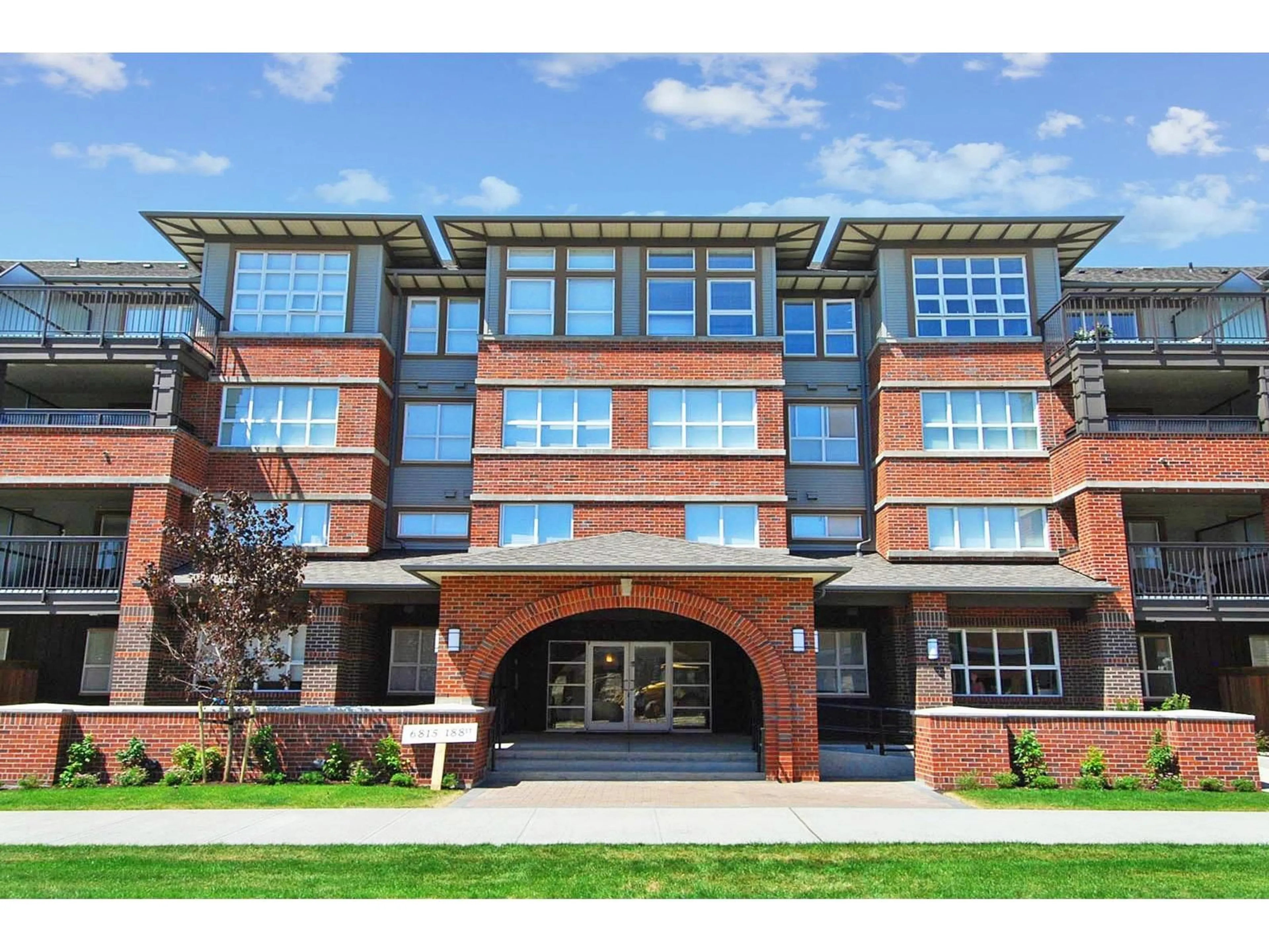 Unknown for 411 - 6815 188 STREET, Surrey British Columbia V4N0Z8