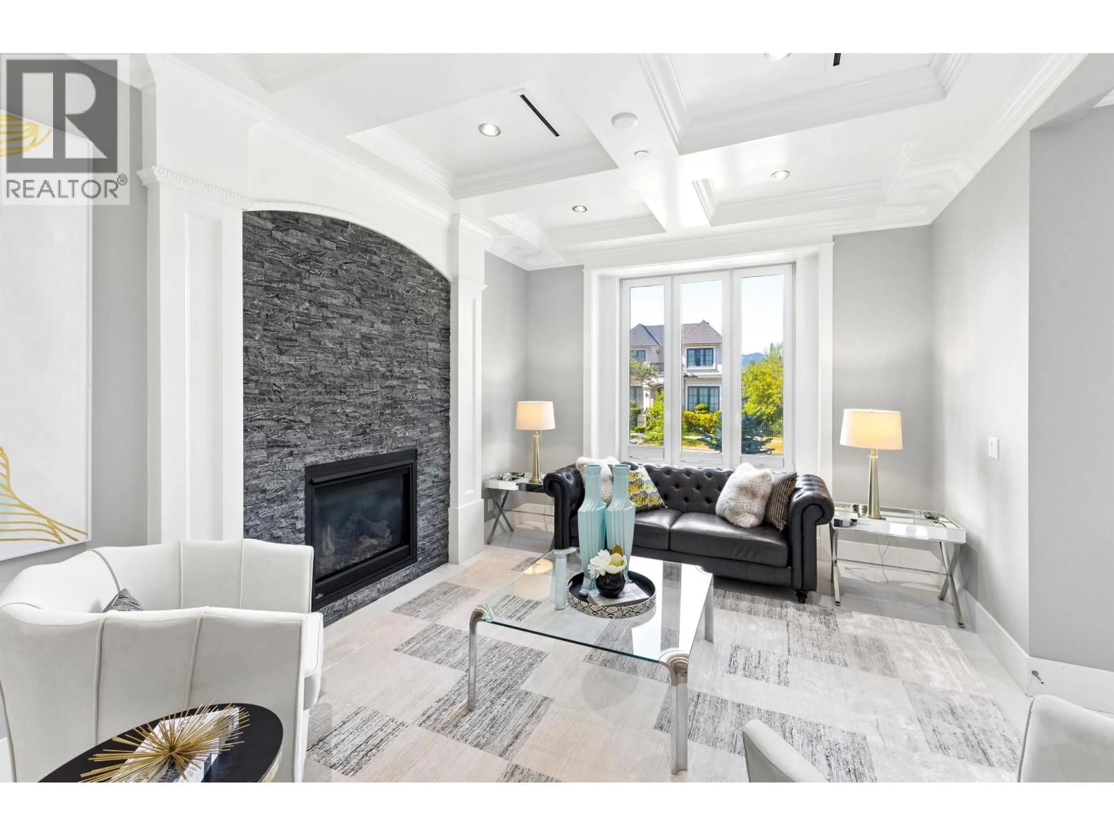 Living room with furniture, ceramic/tile floor for 3078 20TH AVENUE, Vancouver British Columbia V6L1H8