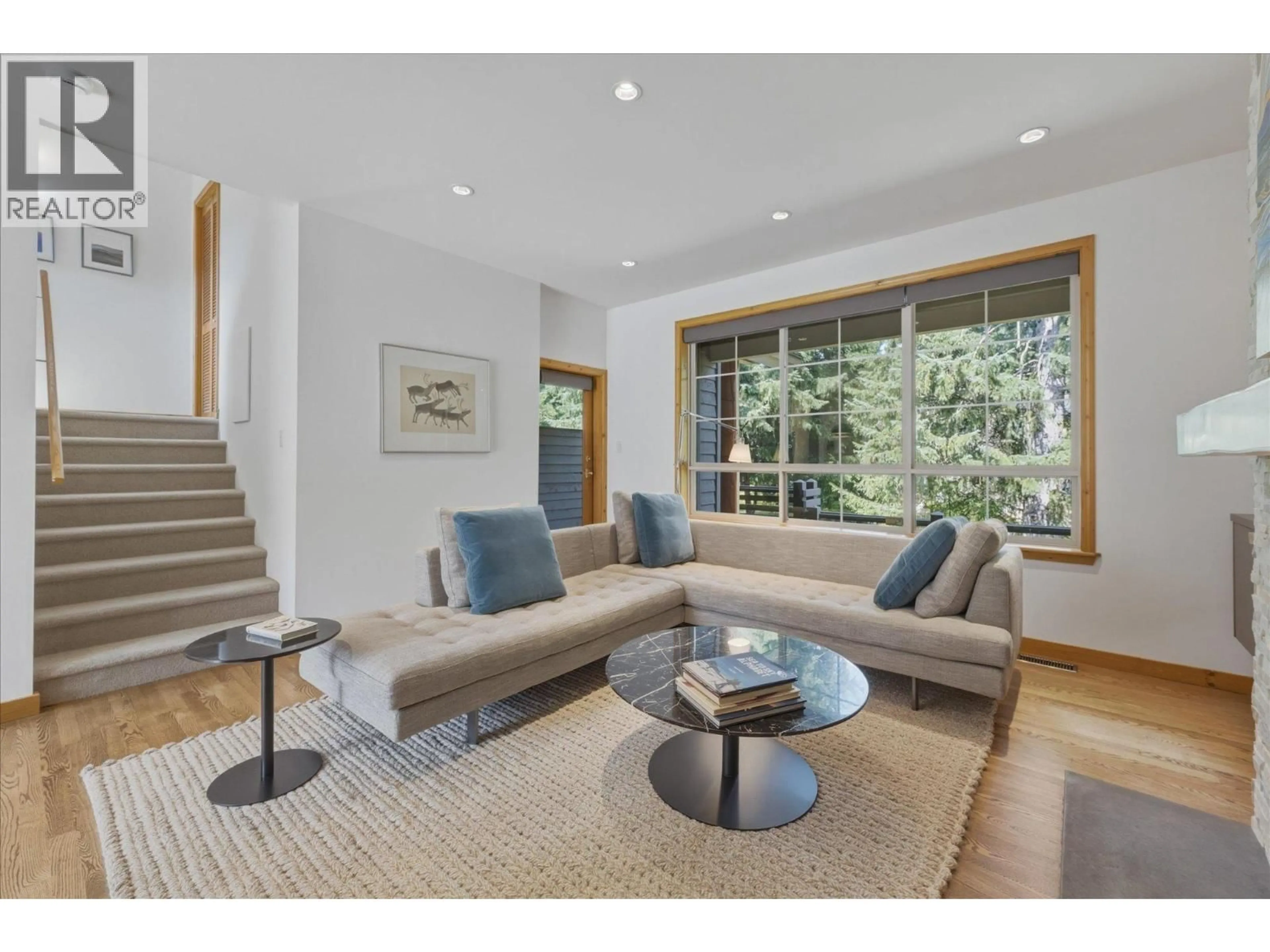 Living room with furniture, unknown for 38 - 8030 NICKLAUS NORTH BOULEVARD, Whistler British Columbia V8E1J7