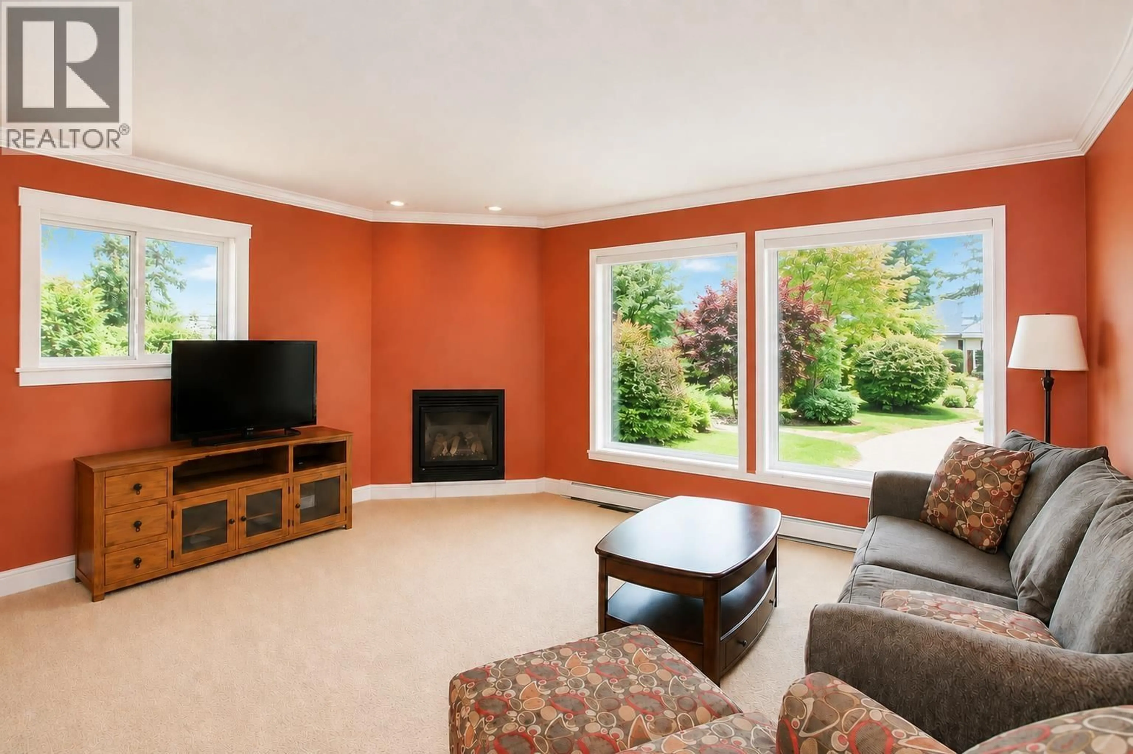 Living room with furniture, unknown for 6440 DOUGLAS STREET, West Vancouver British Columbia V7W2G2