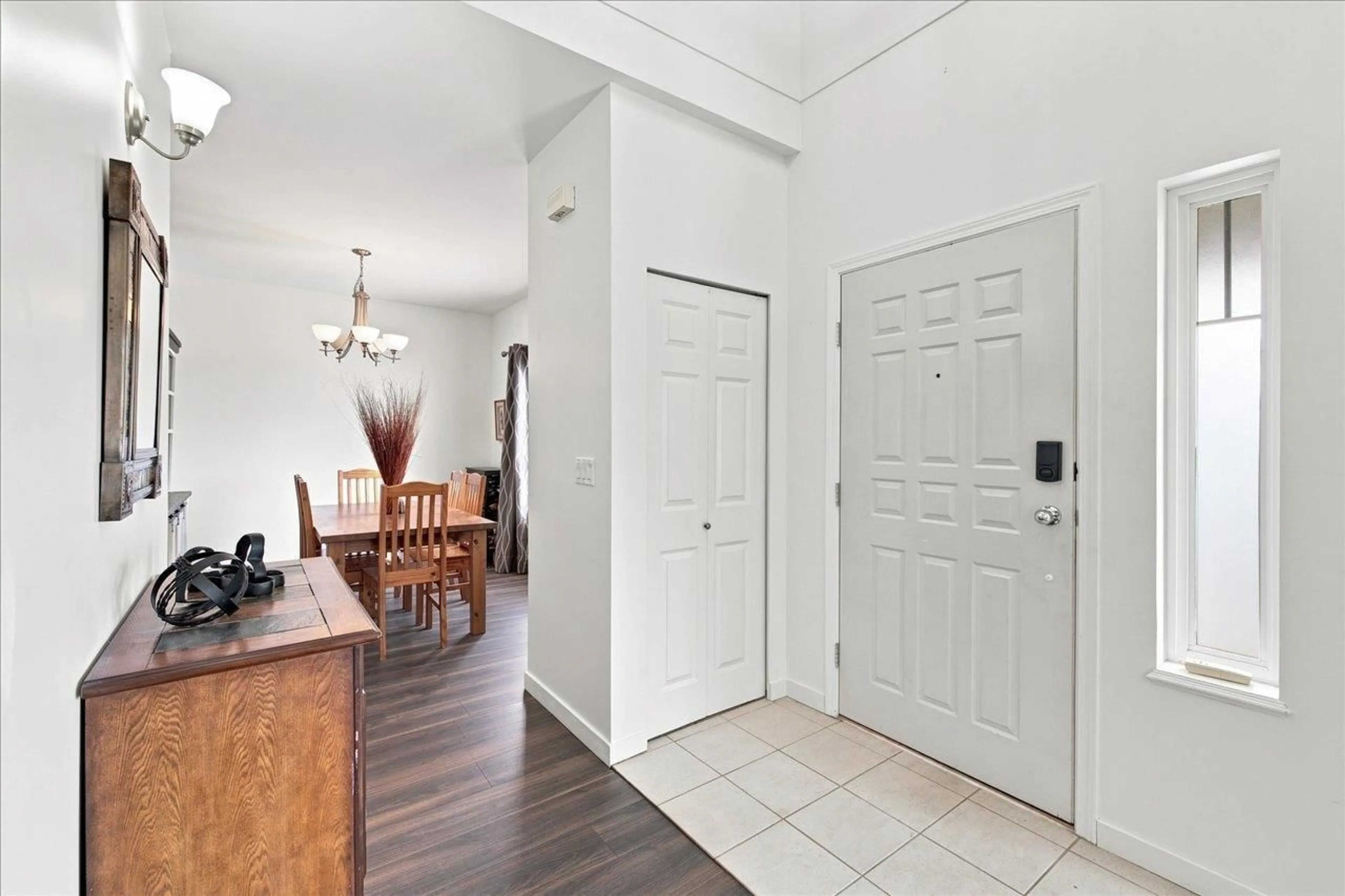 Unknown for 20503 66B AVENUE, Langley British Columbia V2Y2X9
