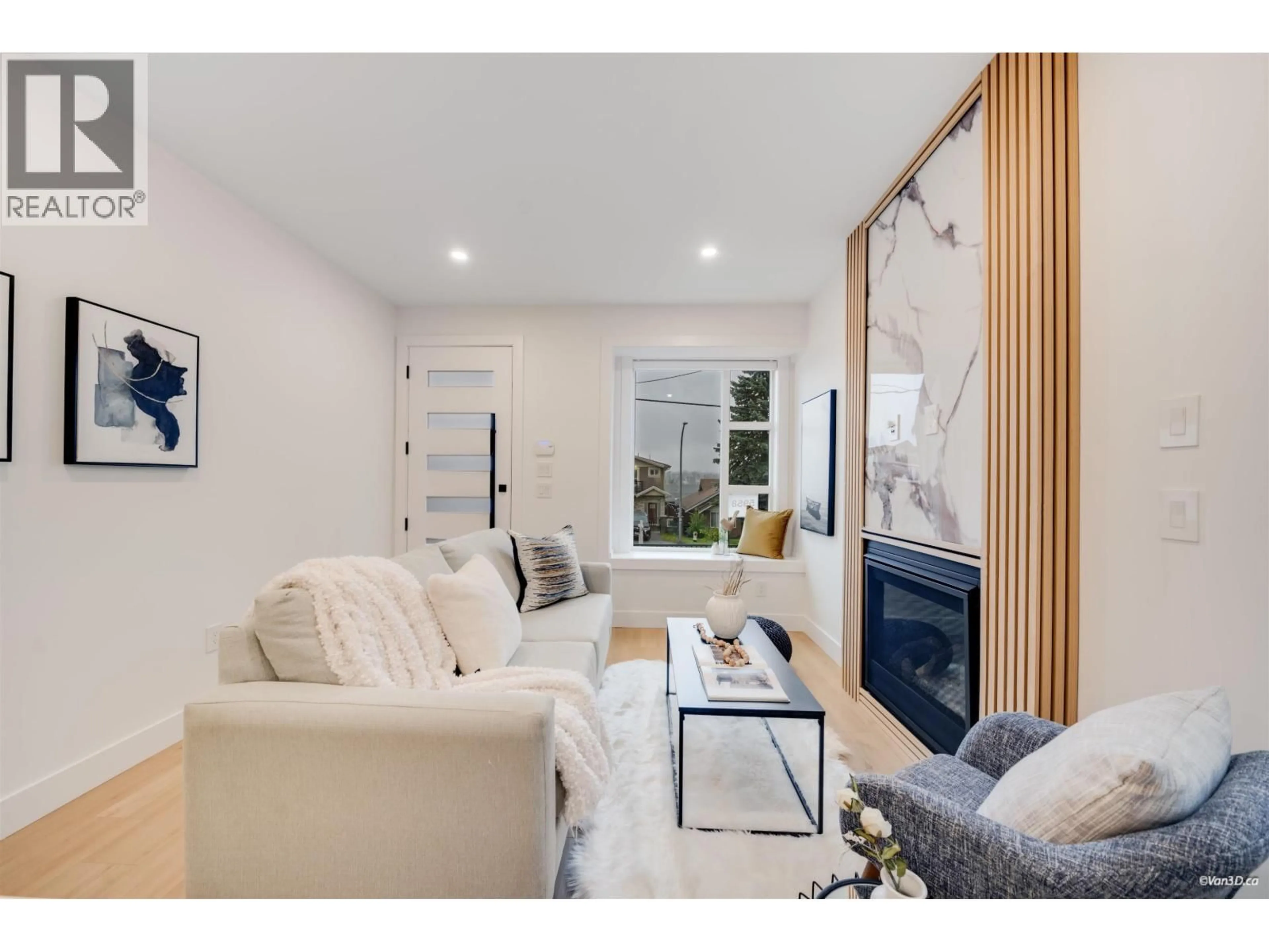 Living room with furniture, unknown for 5940 HARDWICK STREET, Burnaby British Columbia V5G1R6