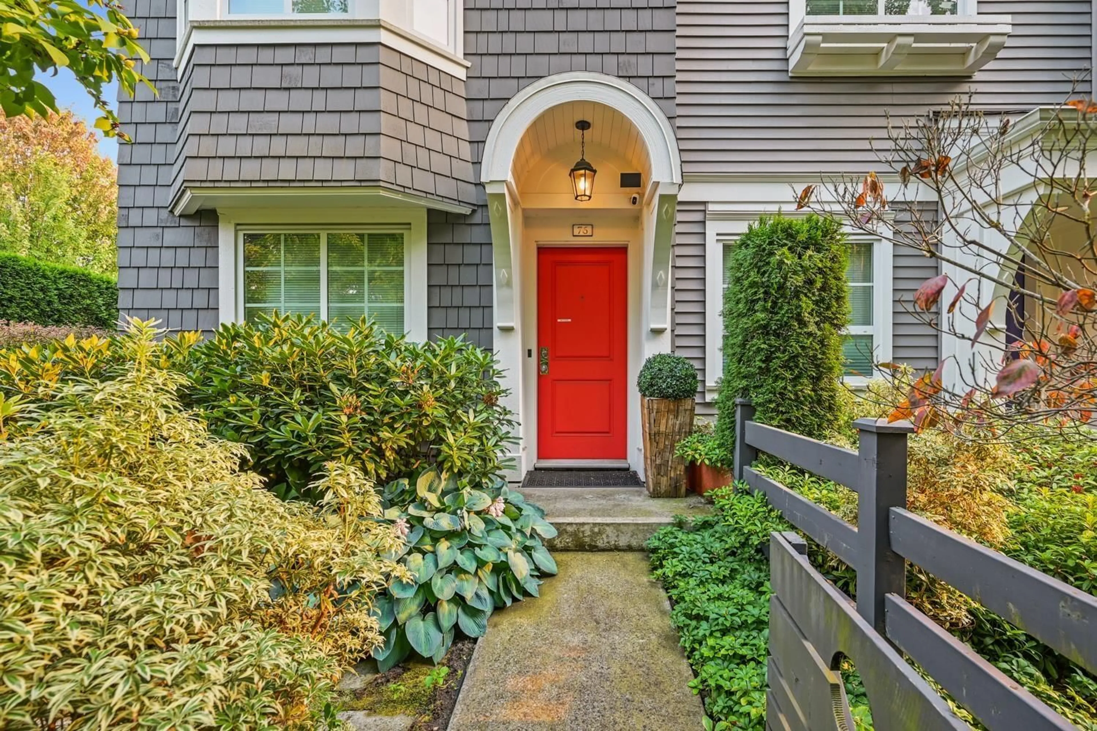 Indoor entryway for 76 - 8438 207A STREET, Langley British Columbia V2Y0N8