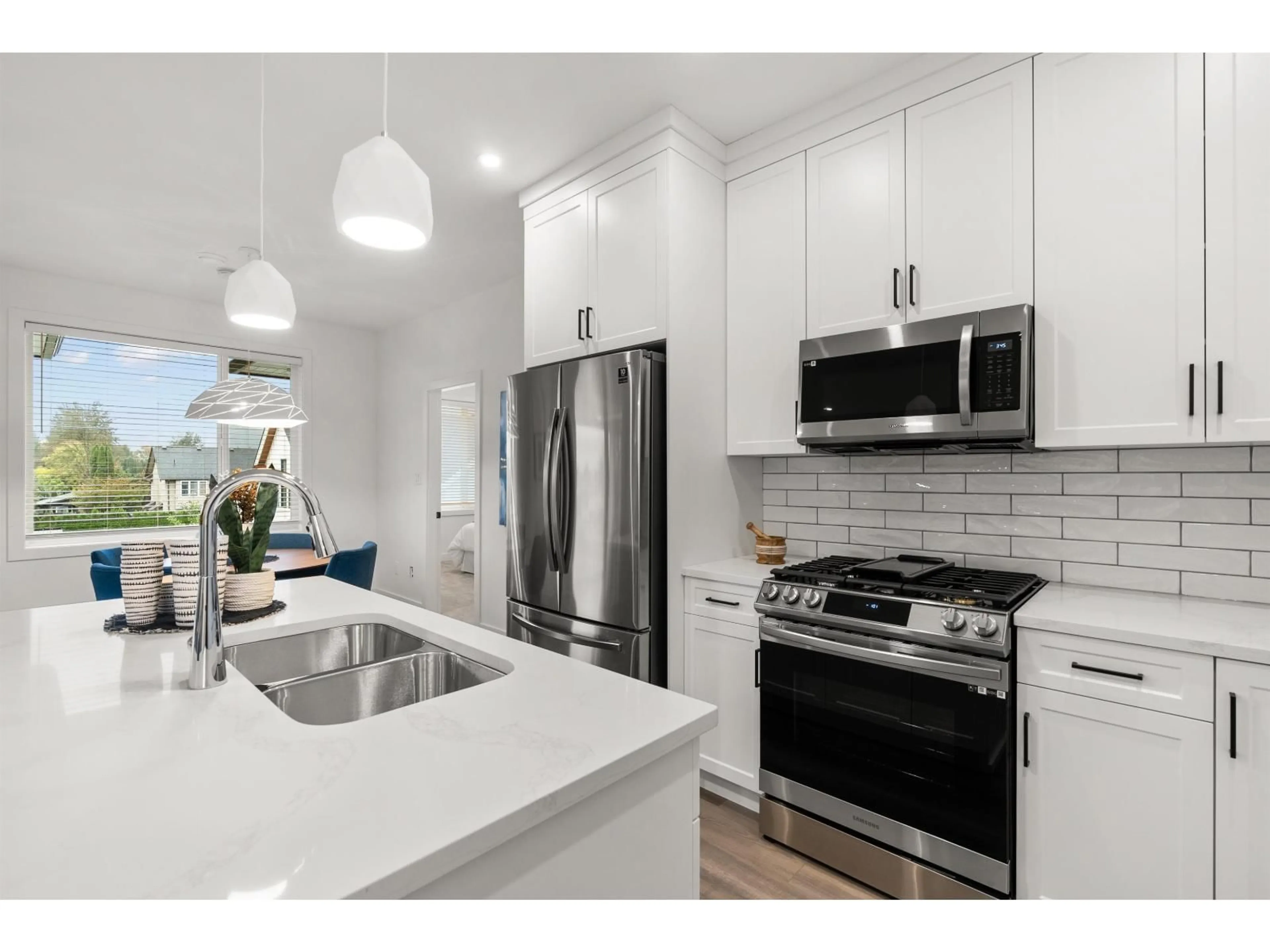 Open concept kitchen, unknown for 3 - 1871 AGASSIZ AVENUE, Agassiz British Columbia V0M1A3