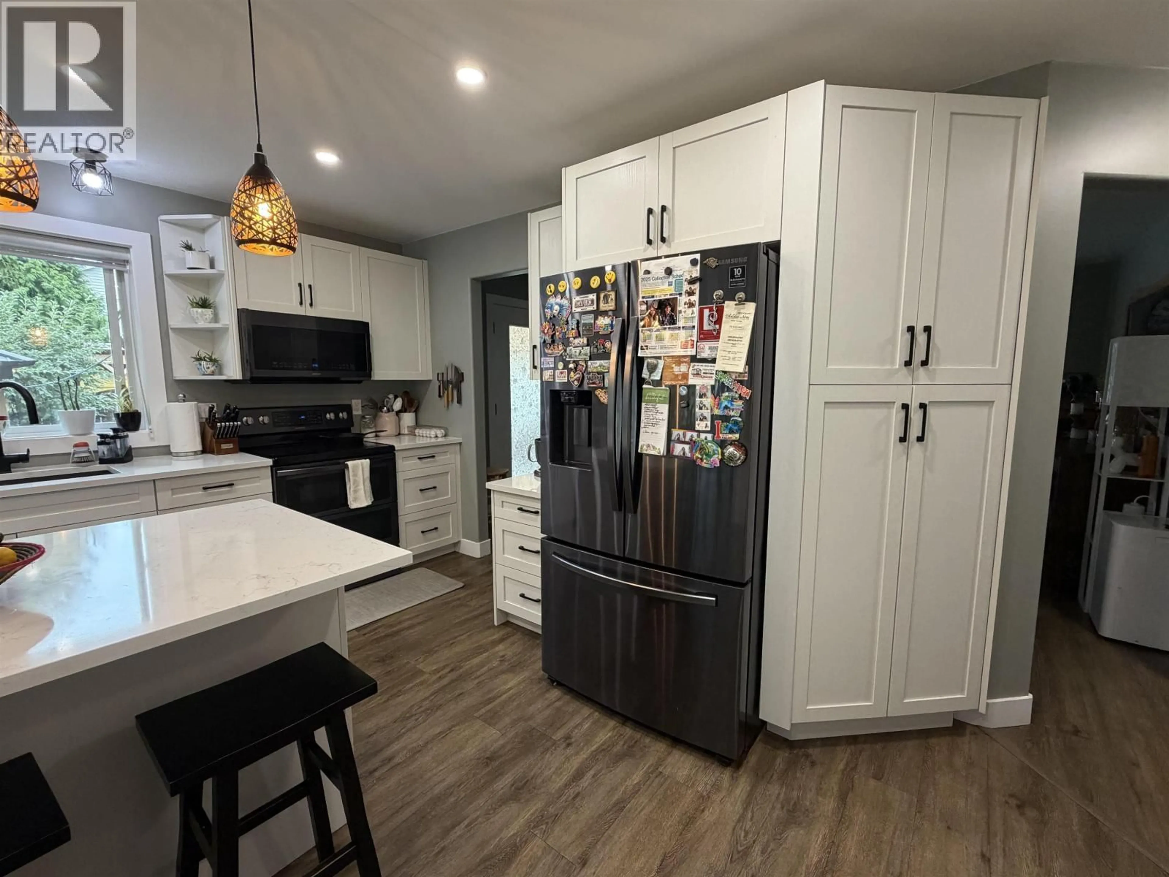 Open concept kitchen, unknown for 4819 PARK AVENUE, Terrace British Columbia V8G1W3