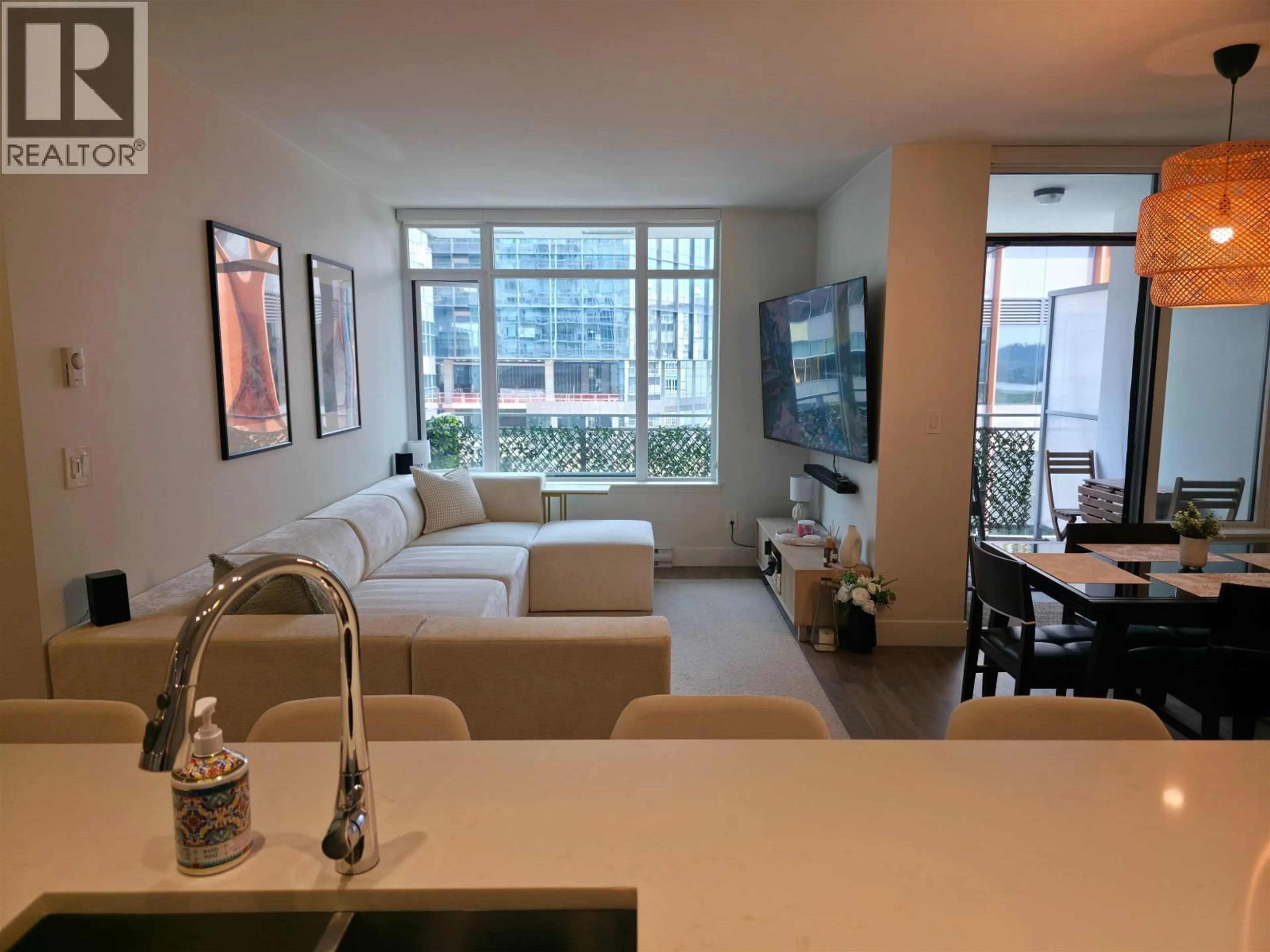 Living room with furniture, unknown for 507 - 258 NELSON'S COURT, New Westminster British Columbia V3L0J9