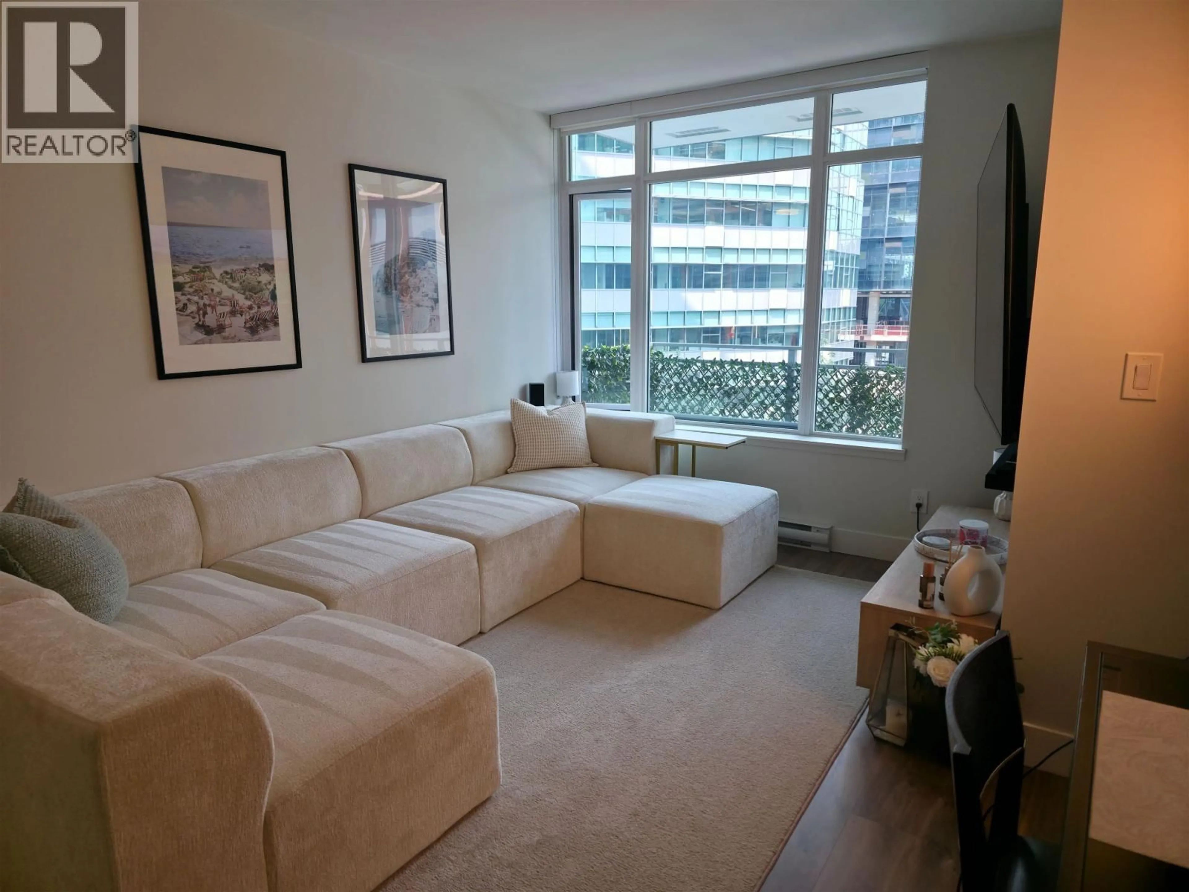 Living room with furniture, unknown for 507 - 258 NELSON'S COURT, New Westminster British Columbia V3L0J9
