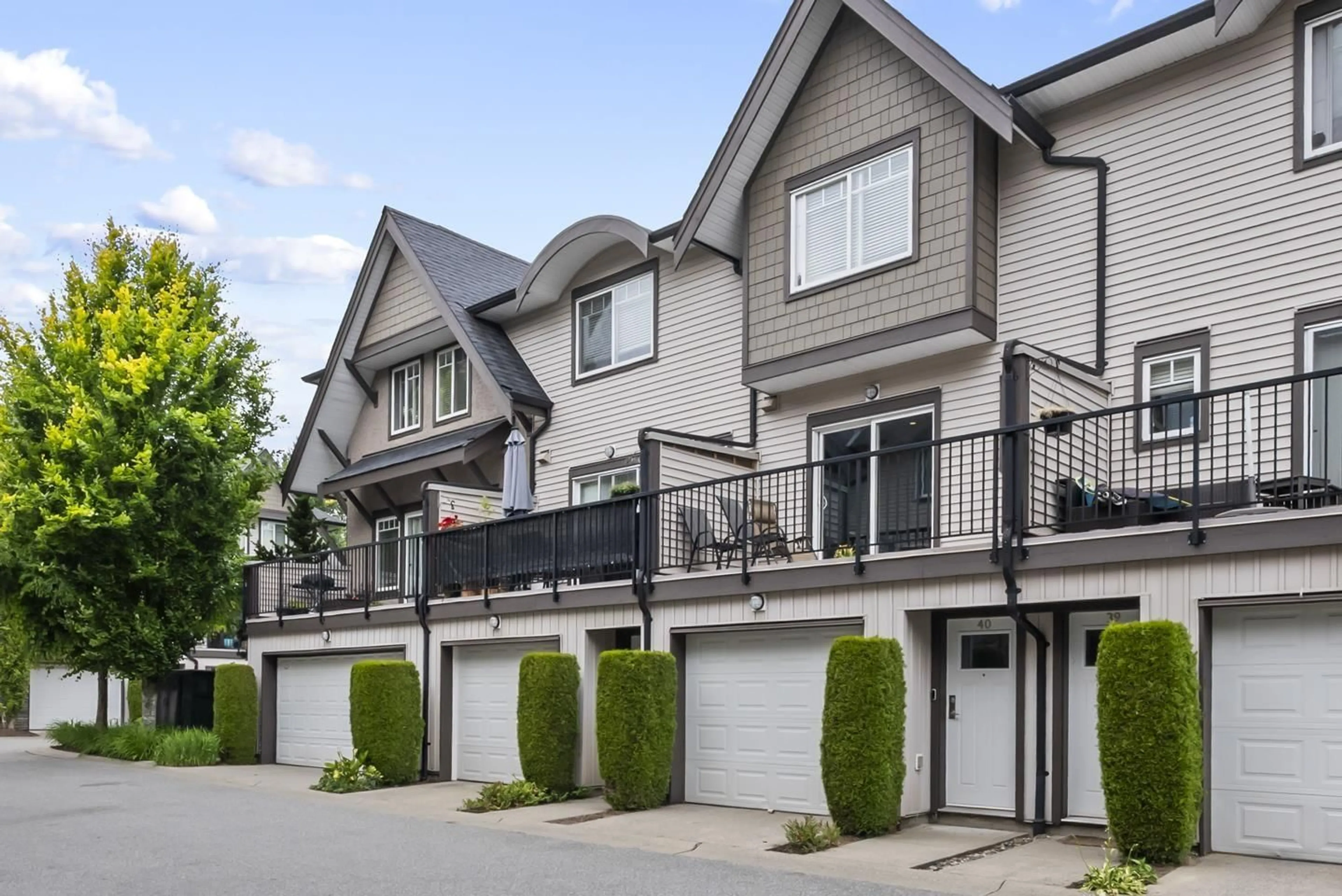 Home with vinyl exterior material, street for 40 - 6895 188 STREET, Surrey British Columbia V4N6M3
