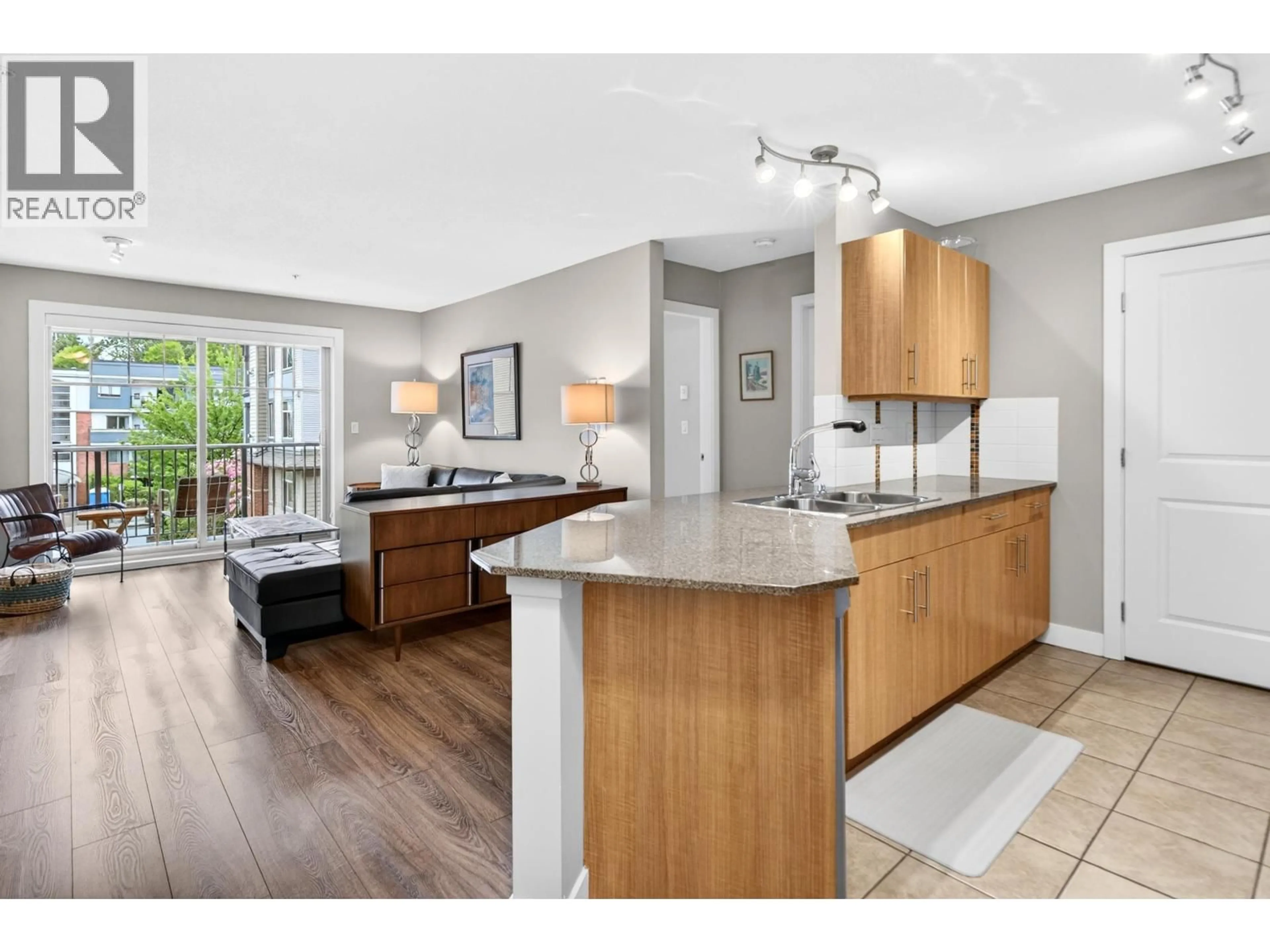 Open concept kitchen, unknown for 301 - 12020 207A STREET, Maple Ridge British Columbia V2X8V2