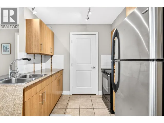 301 - 12020 207A STREET, Maple Ridge 2