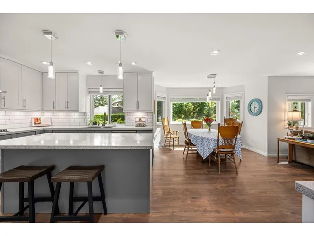 14972 81A AVENUE, Surrey 5