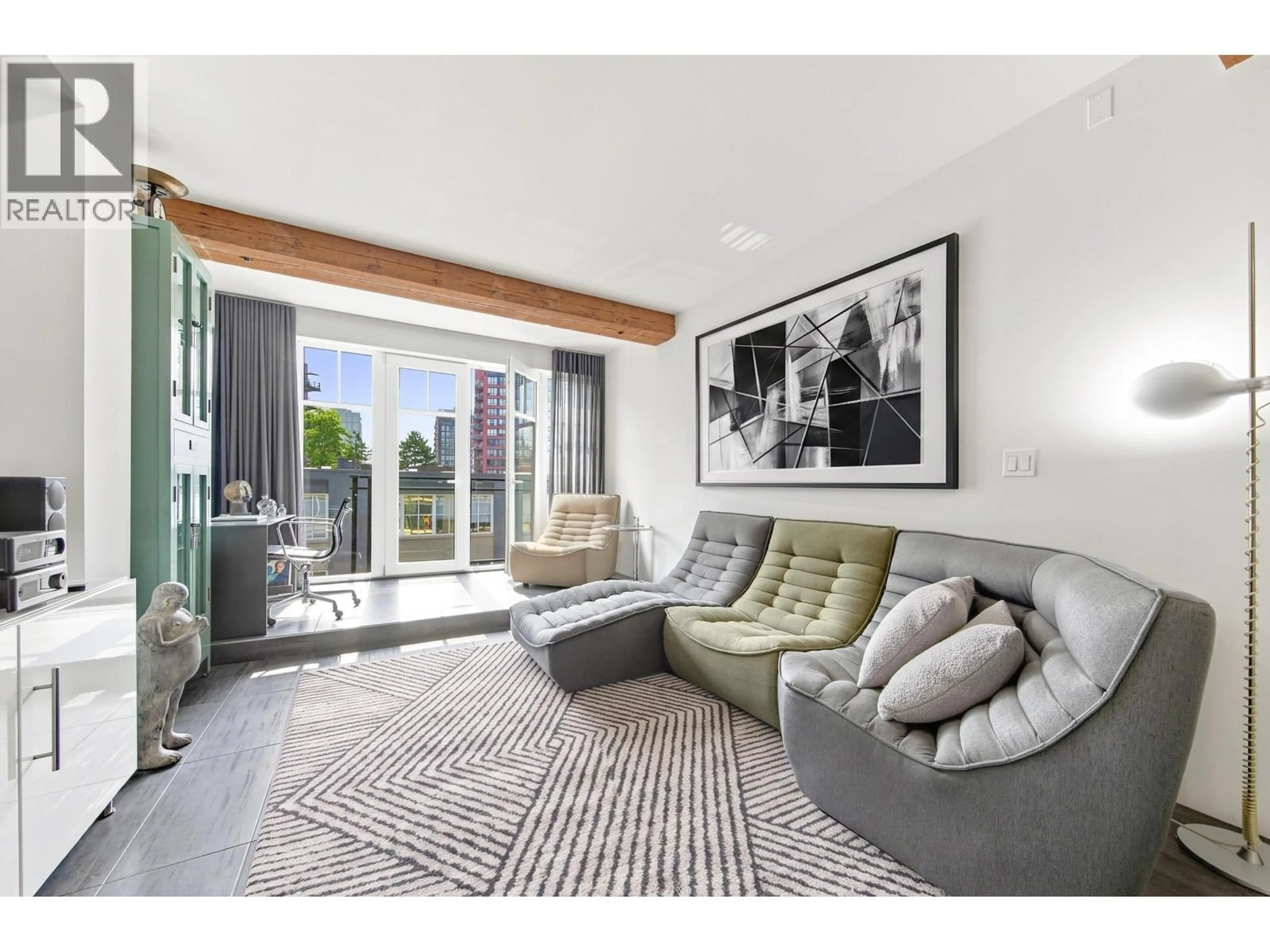 Living room with furniture, unknown for 308 - 1275 HAMILTON STREET, Vancouver British Columbia V6B1E2