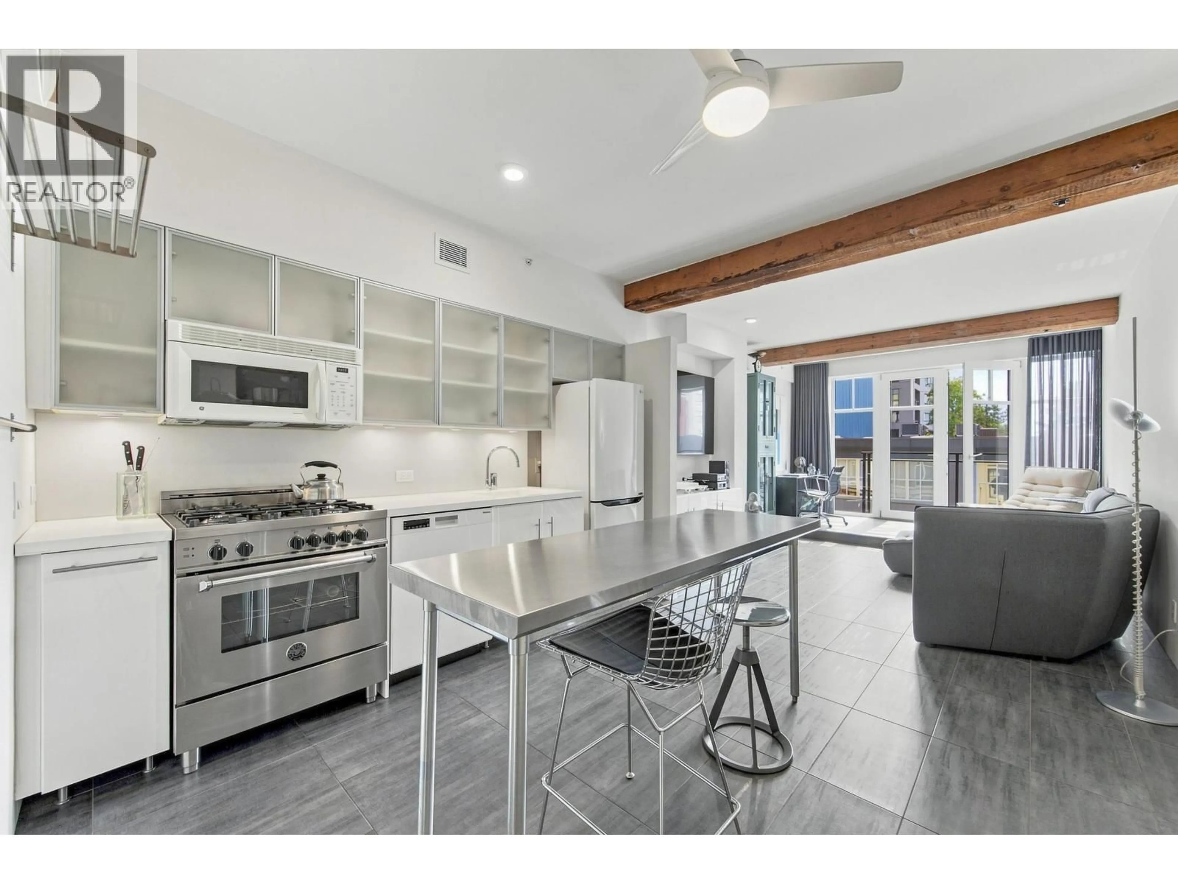 Open concept kitchen, unknown for 308 - 1275 HAMILTON STREET, Vancouver British Columbia V6B1E2